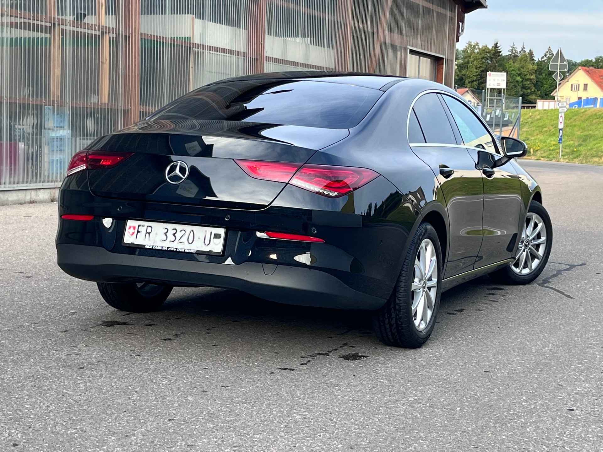 MERCEDES-BENZ CLA 200