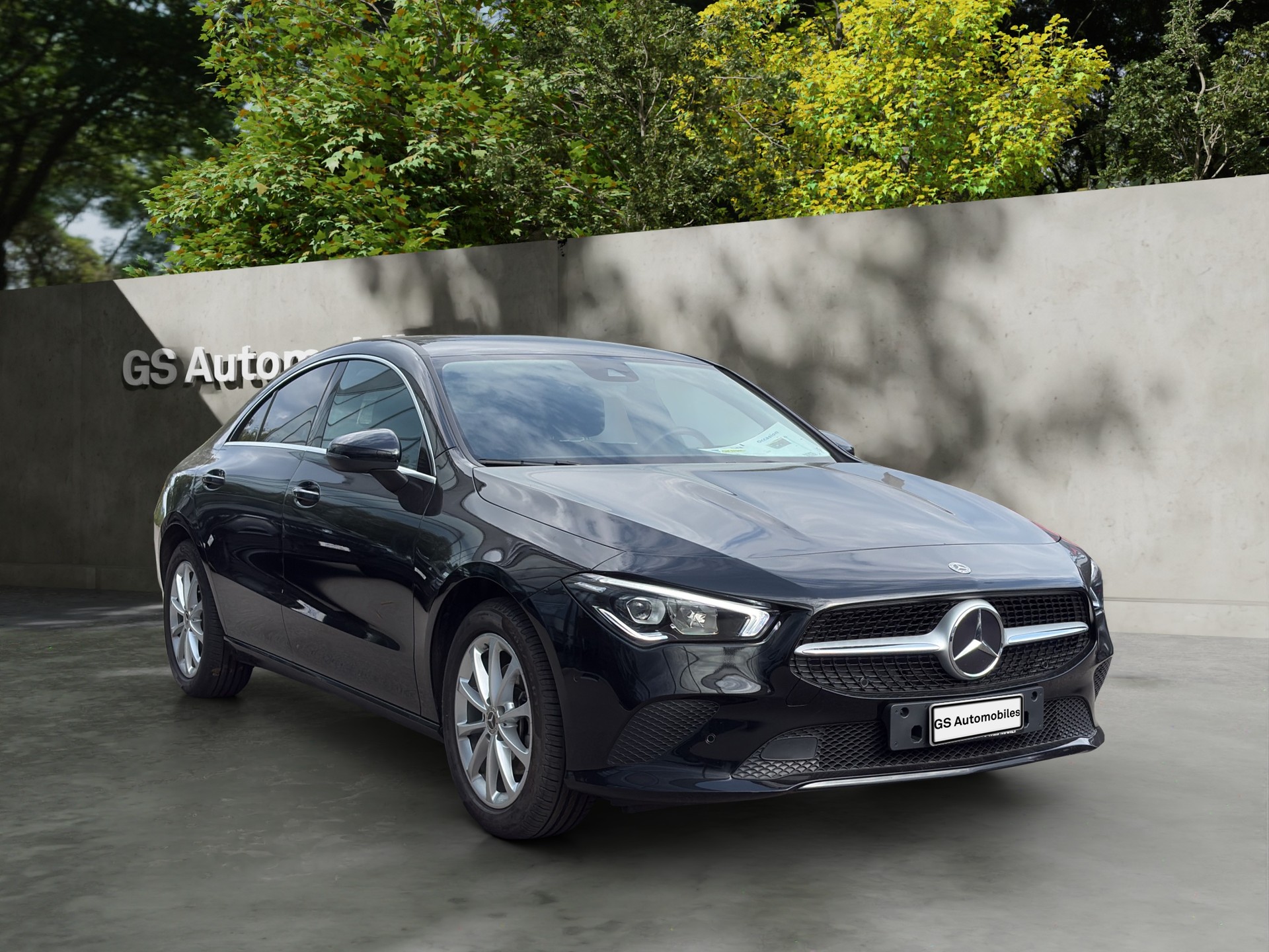 MERCEDES-BENZ CLA 200-image-1
