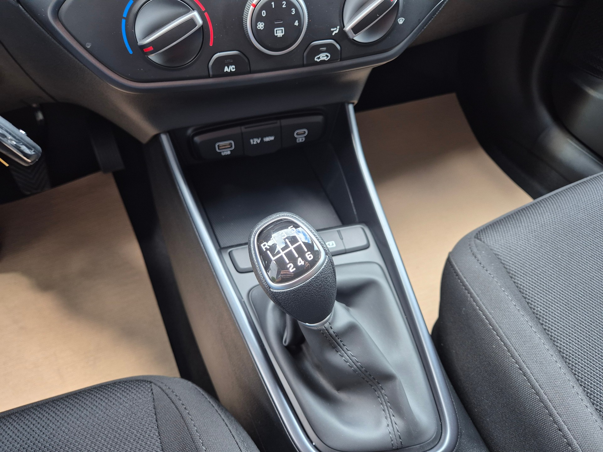 HYUNDAI i20 1.0 T-GDi Pica-image-8