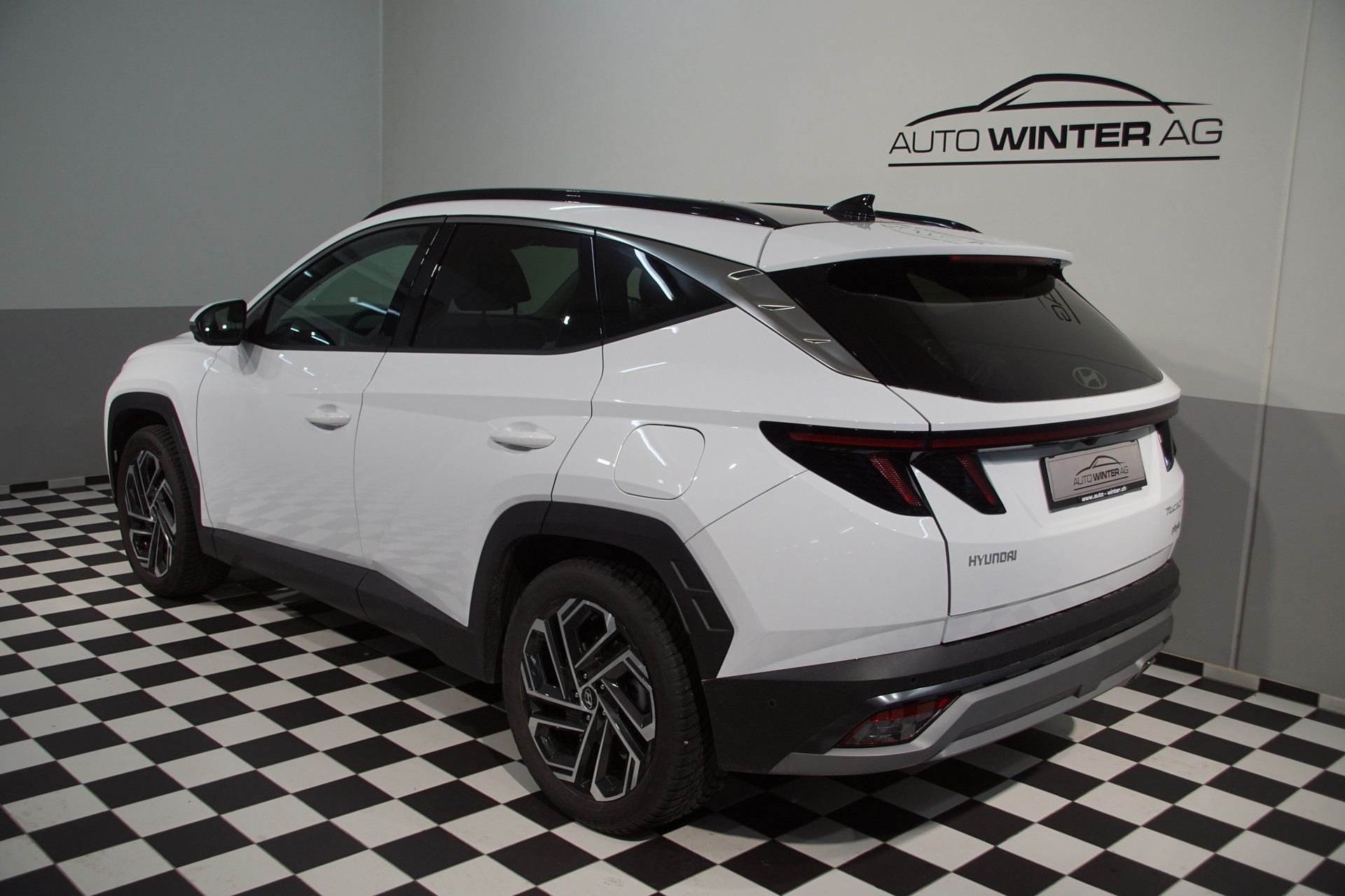 HYUNDAI Tucson 1.6 TGDI PHEV Vertex 4WD ++SWISS++-image-4