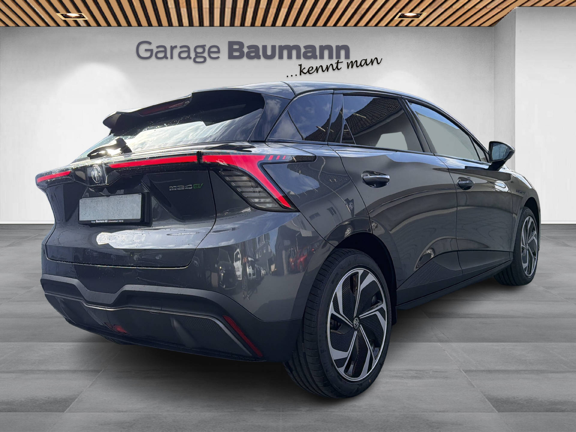 MG 4 64kWh Premium-showroom-element-2