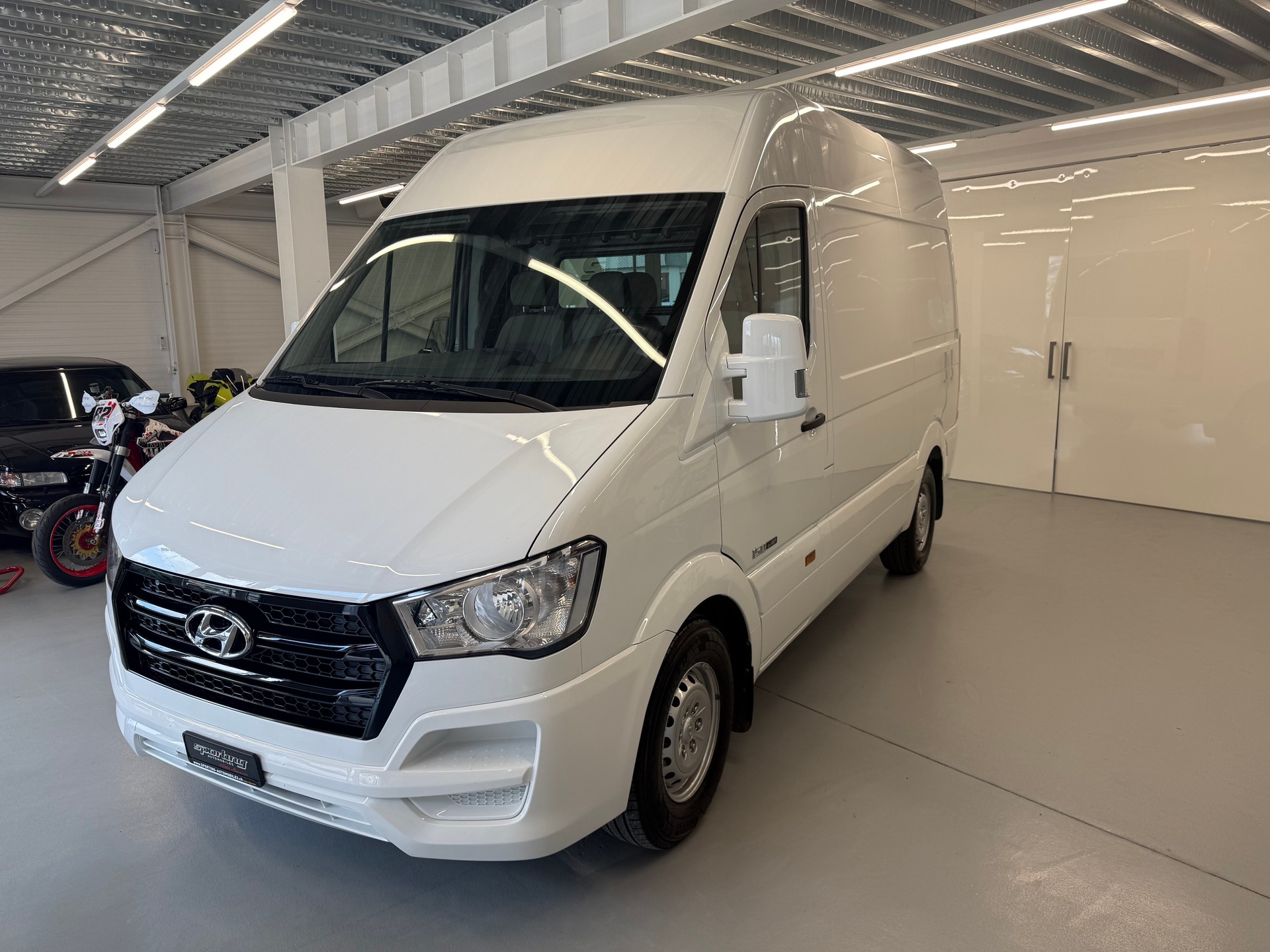 HYUNDAI H350 2.5 CRDi Origo L1 peinture complète neuve