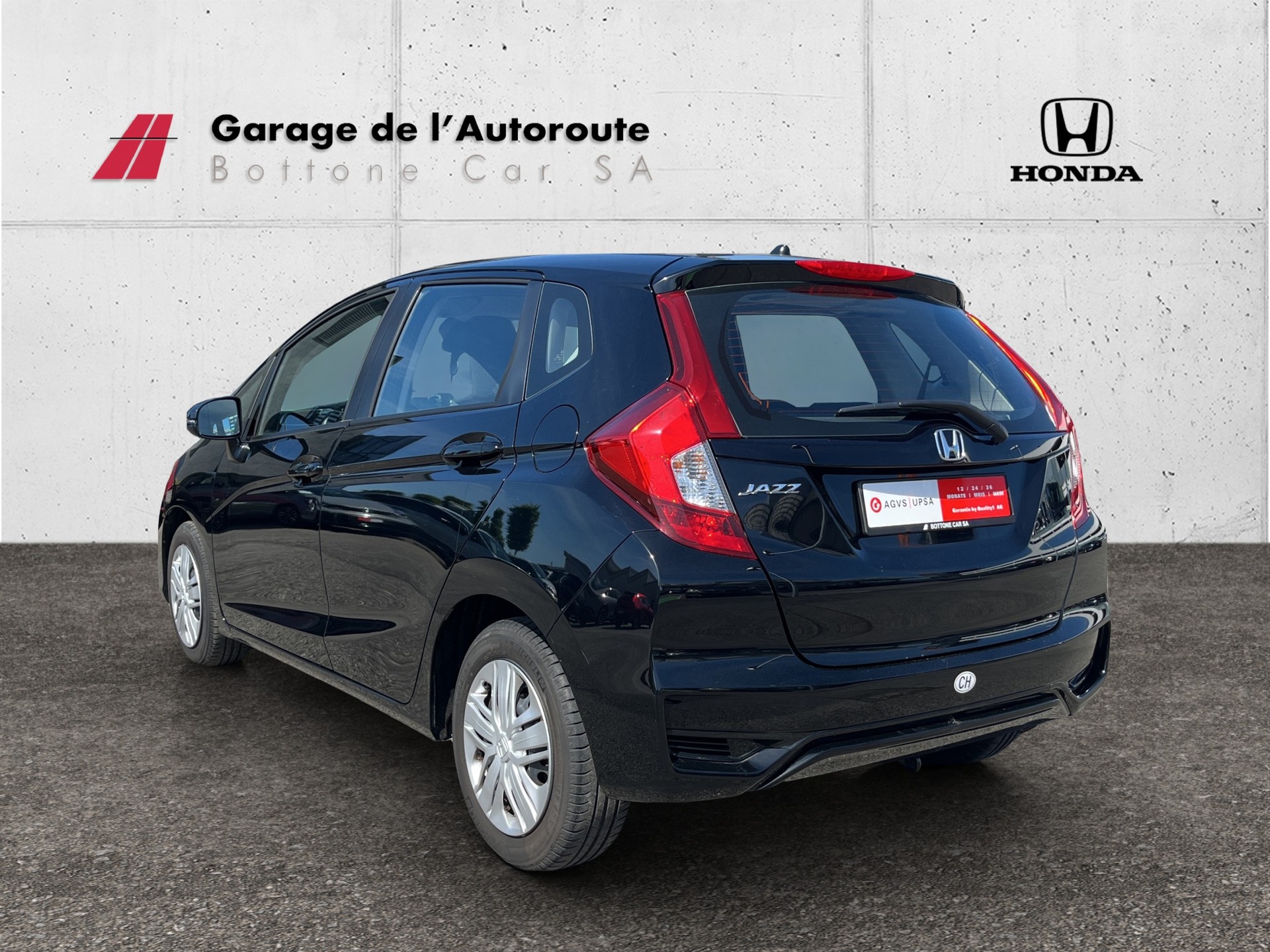 HONDA Jazz 1.3i Trend-showroom-element-2