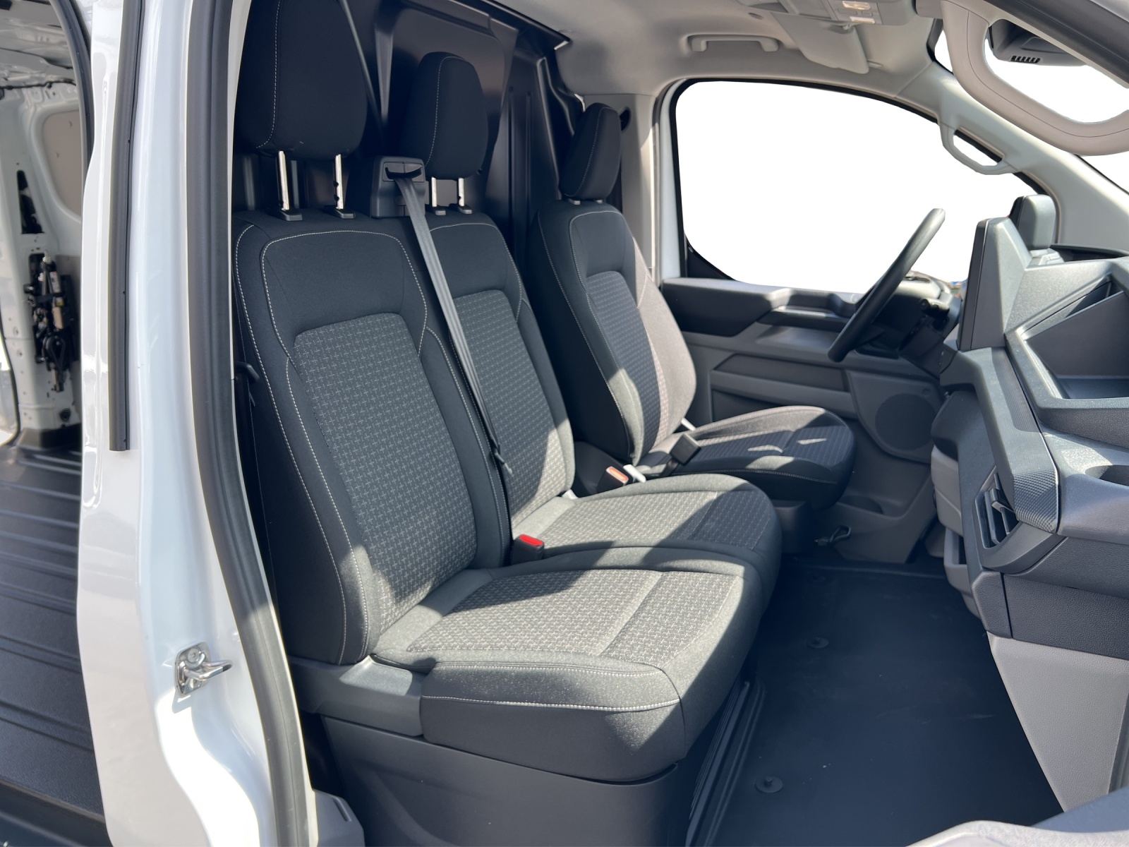 FORD Transit Custom Van 320 L1 2.0 EcoBl-image-11