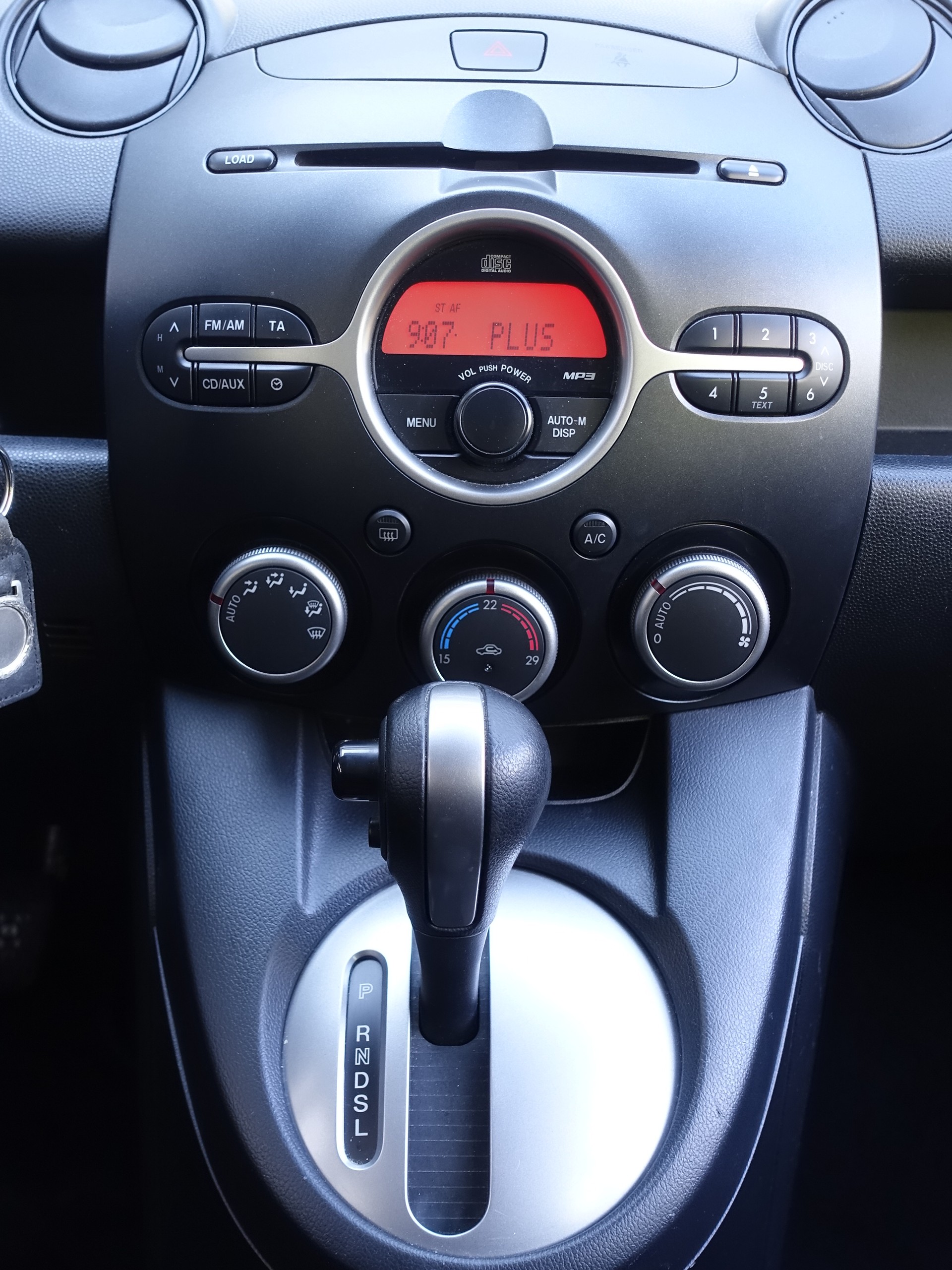 MAZDA 2 1.5i 16V City Sport 2 Automatic-image-12