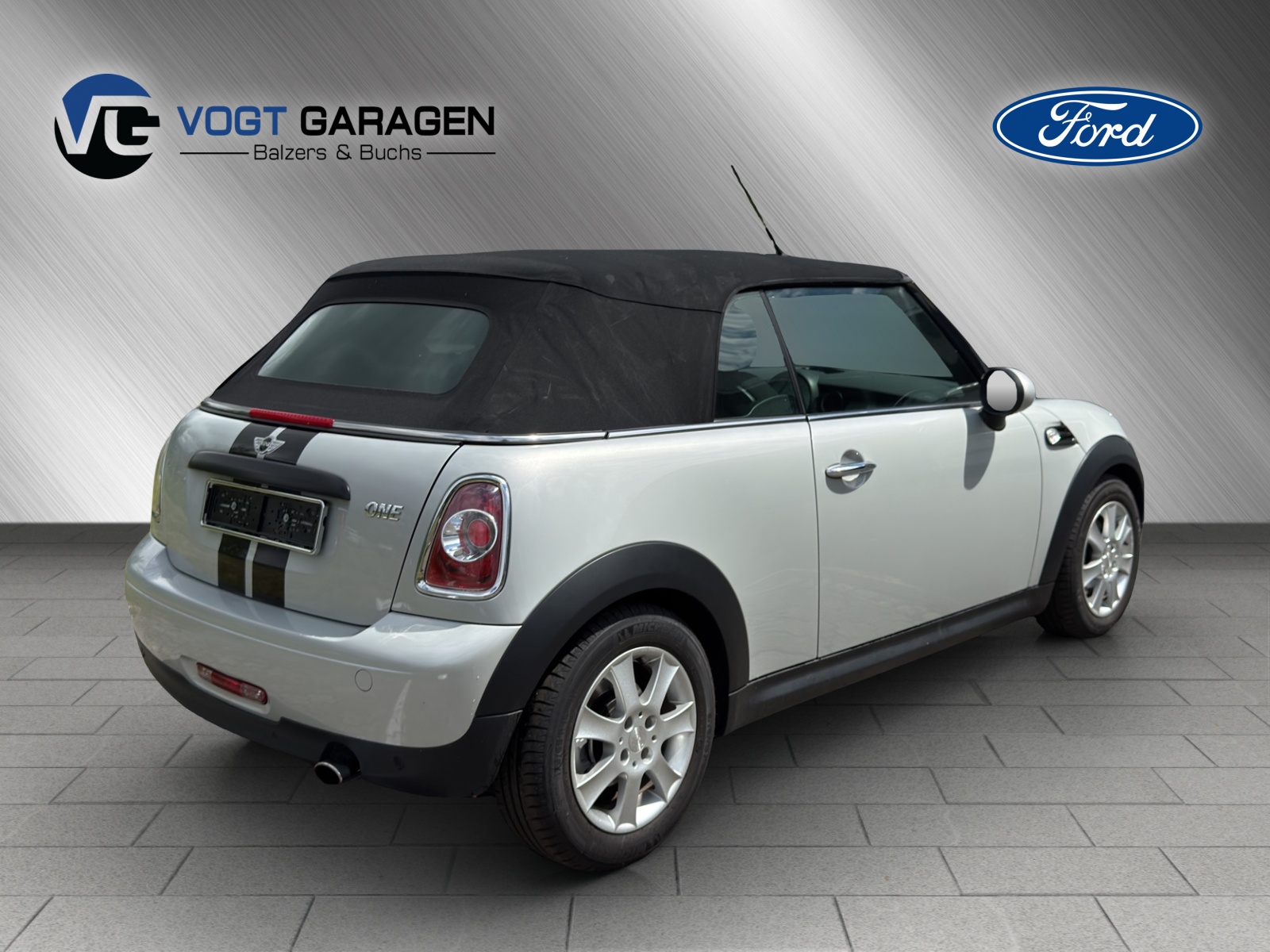MINI Cabrio R57 1.6i One-image-5
