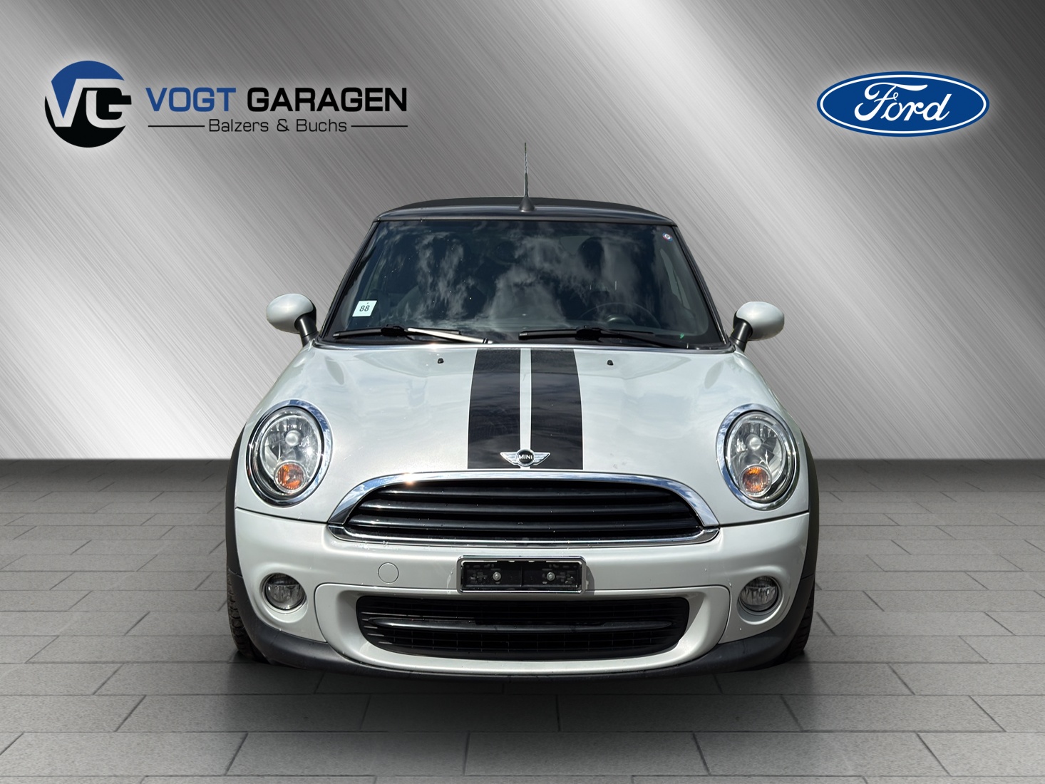 MINI Cabrio R57 1.6i One-image-1