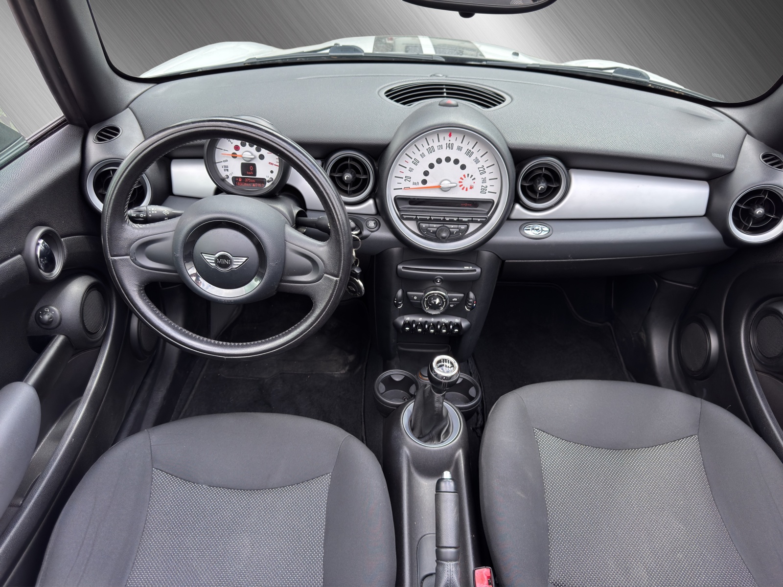MINI Cabrio R57 1.6i One-image-8