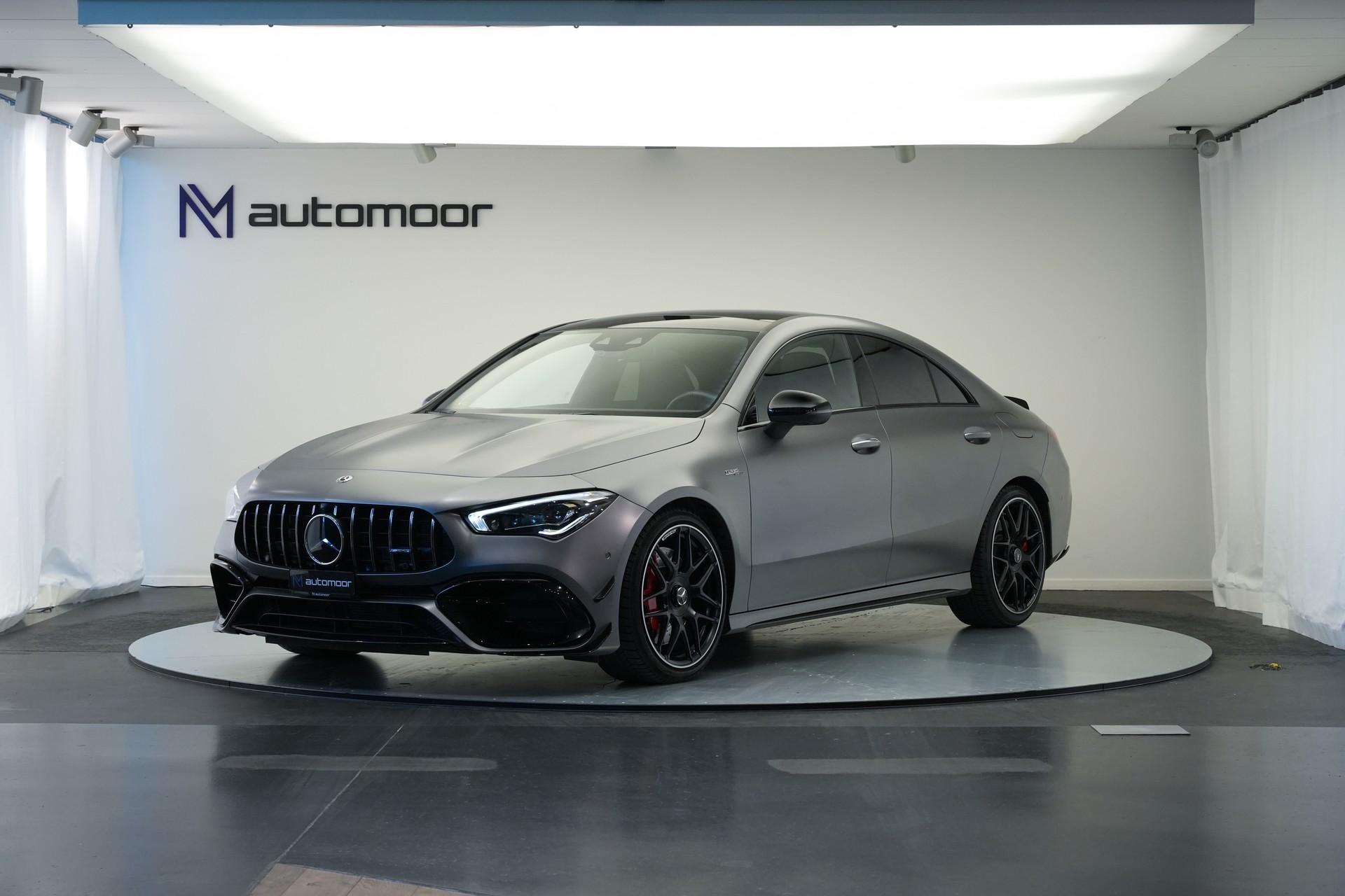 MERCEDES-BENZ CLA 45 S AMG 4Matic+ 8G-DCT *CH-Fahrzeug* *Pano* *Designo Lackierung*