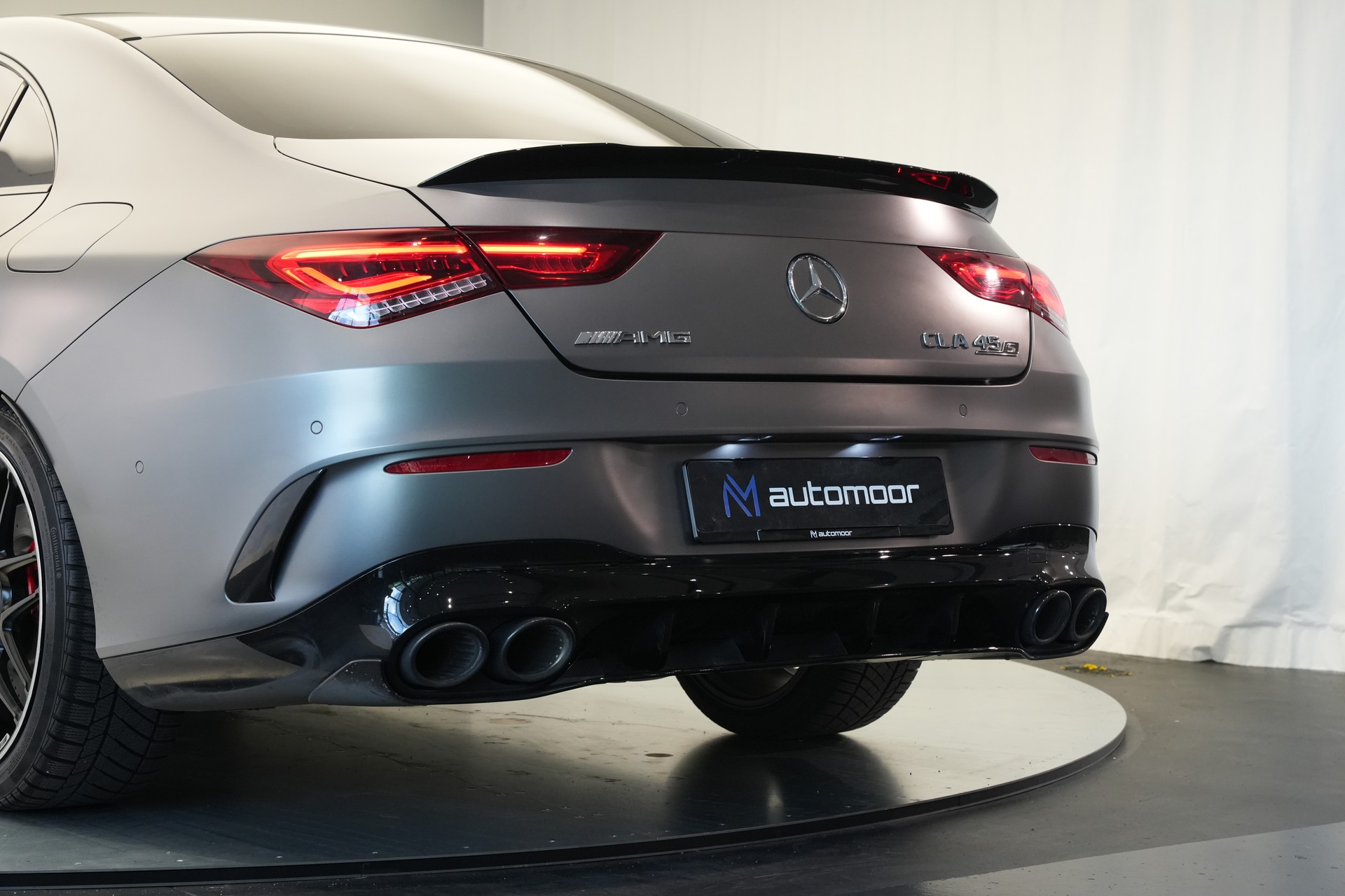 MERCEDES-BENZ CLA 45 S AMG 4Matic+ 8G-DCT *CH-Fahrzeug* *Pano* *Designo Lackierung*-image-30