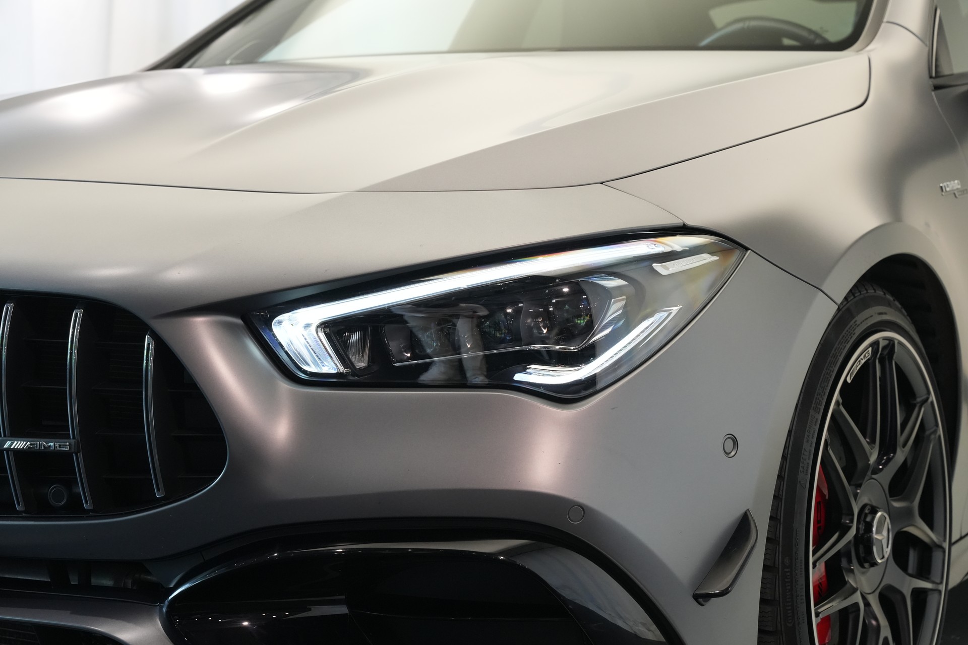 MERCEDES-BENZ CLA 45 S AMG 4Matic+ 8G-DCT *CH-Fahrzeug* *Pano* *Designo Lackierung*-image-21