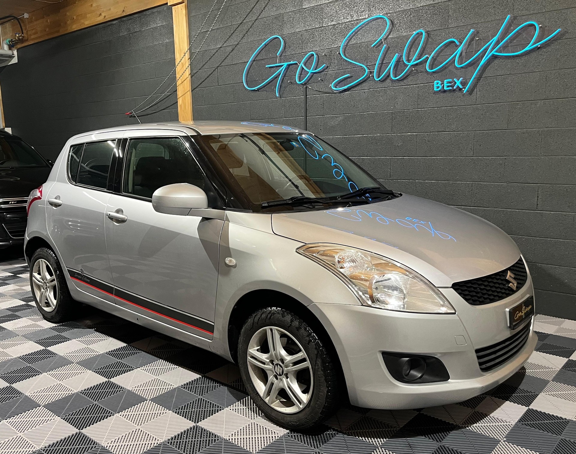 SUZUKI Swift 1.2i 16V GL Sergio Cellano 4x4