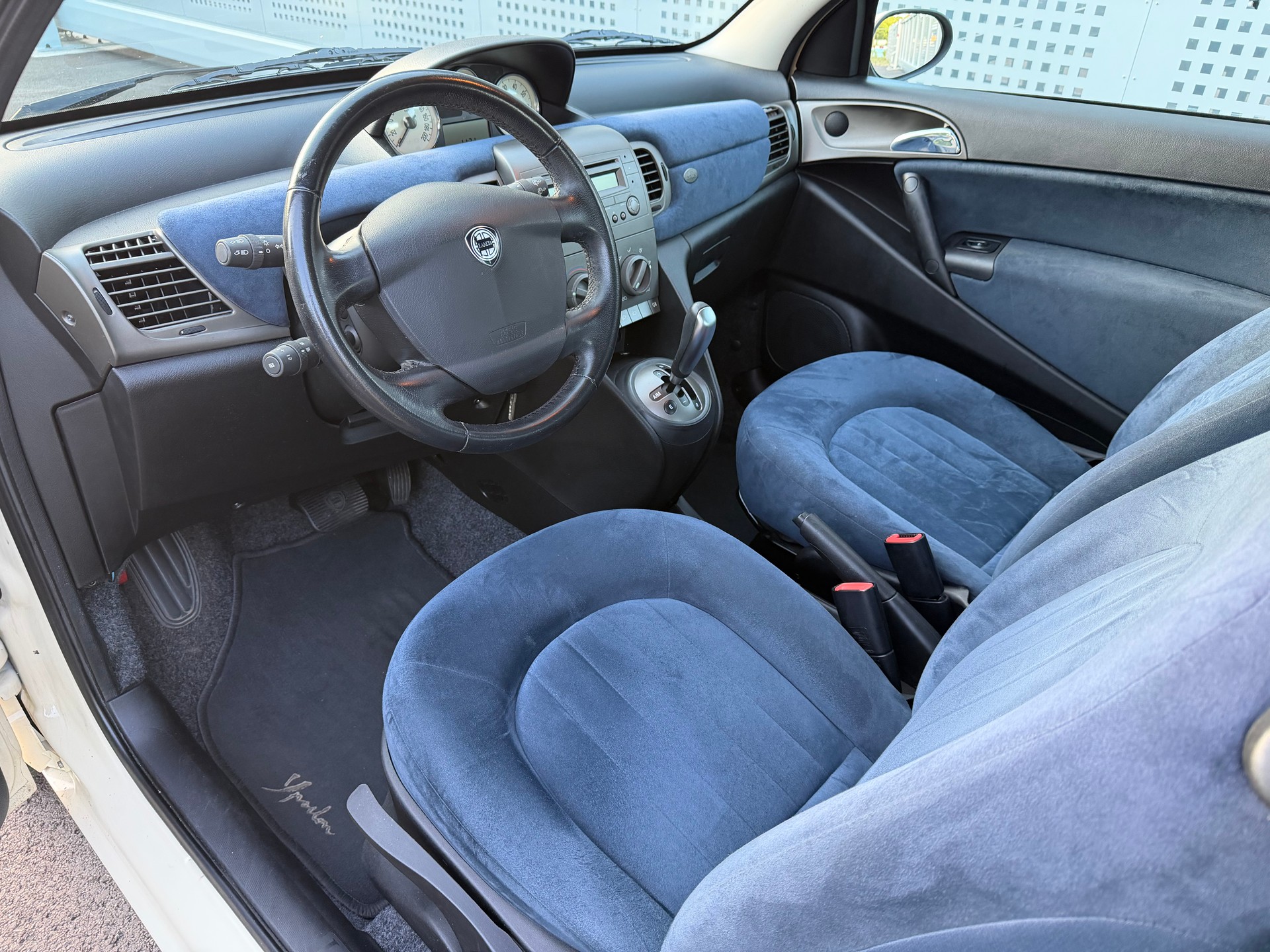 LANCIA Ypsilon 1.4 16V Argento-image-11