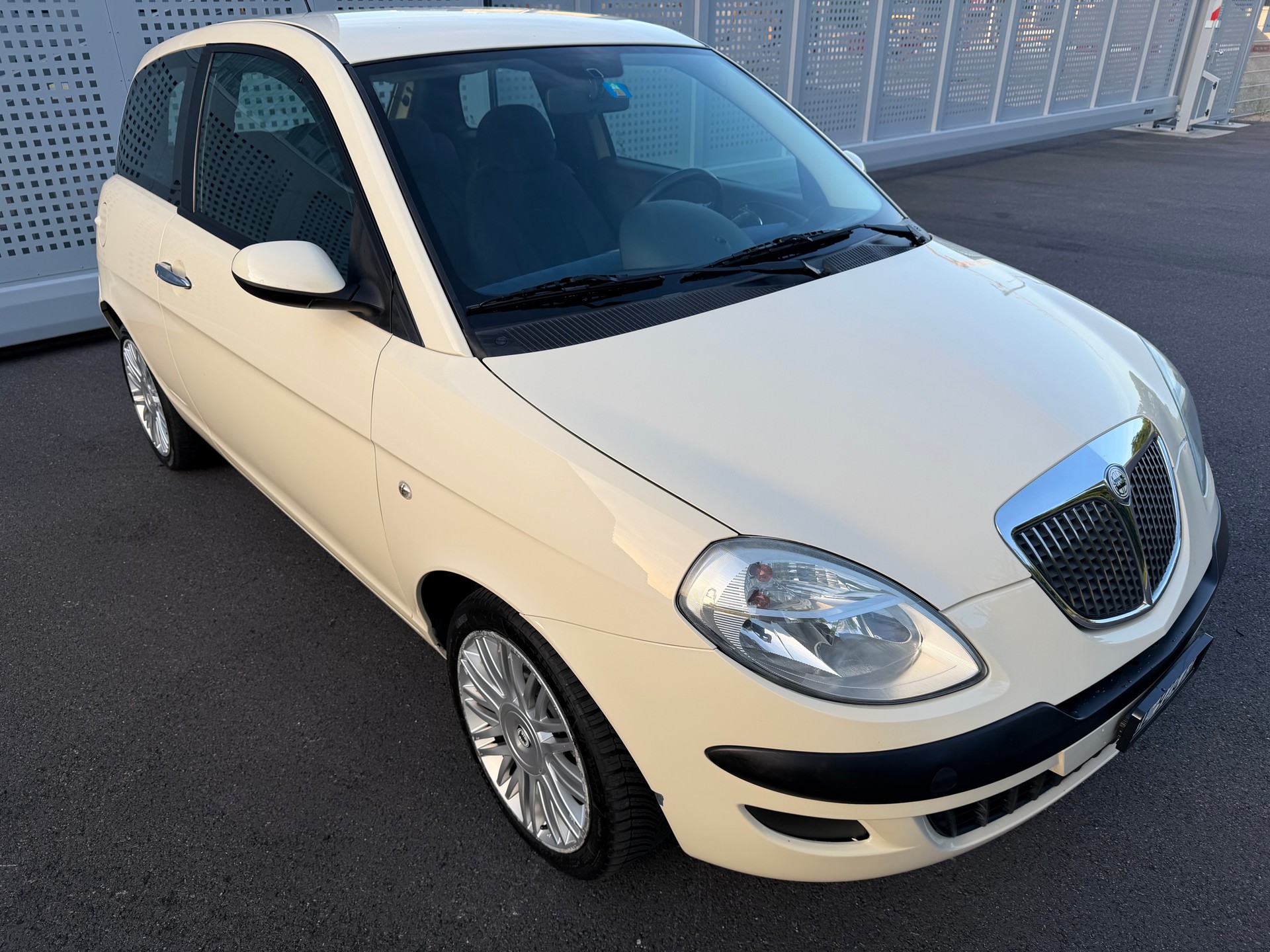 LANCIA Ypsilon 1.4 16V Argento