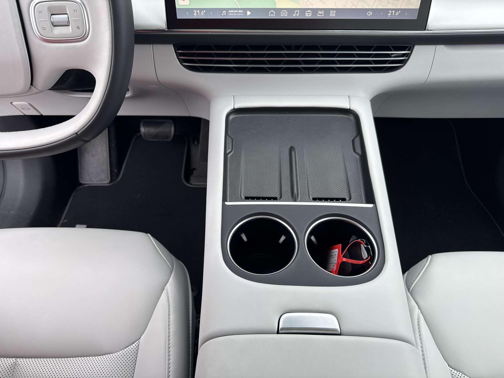 XPENG G6 87,5kWh Performance 476PS AWD Automat-image-11
