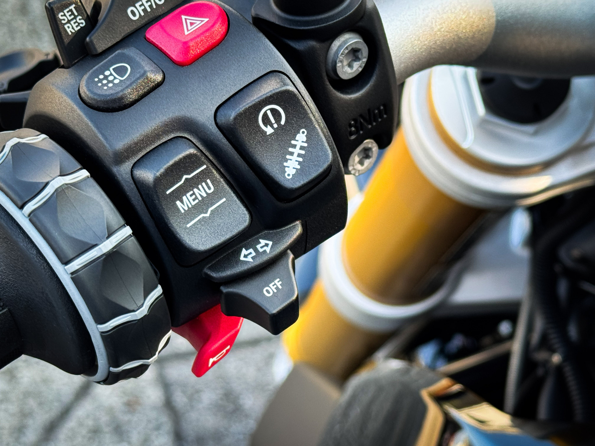 BMW R 1250 R BMW R 1250 R - Absolute Vollausstattung-image-9