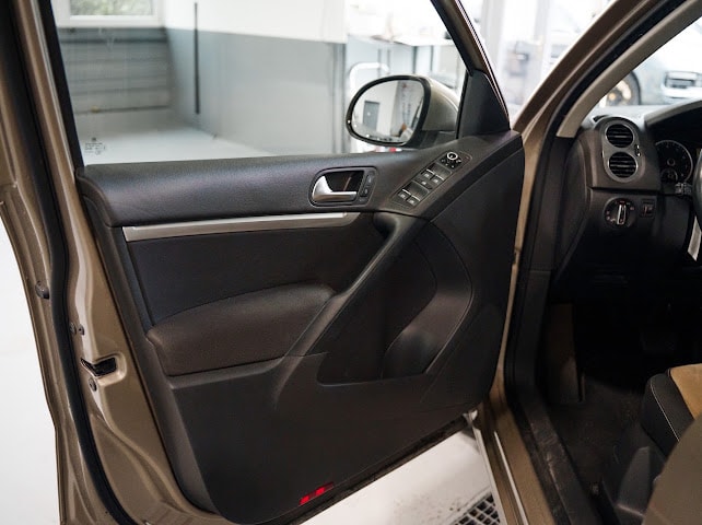 VW Tiguan 2.0 TSI Sport&Style 4Motion DSG-image-7