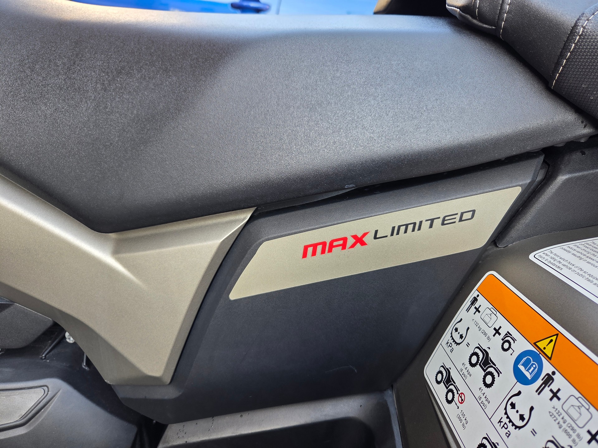 CAN-AM Outlander Max 1000 LTD Limit Edition-image-5