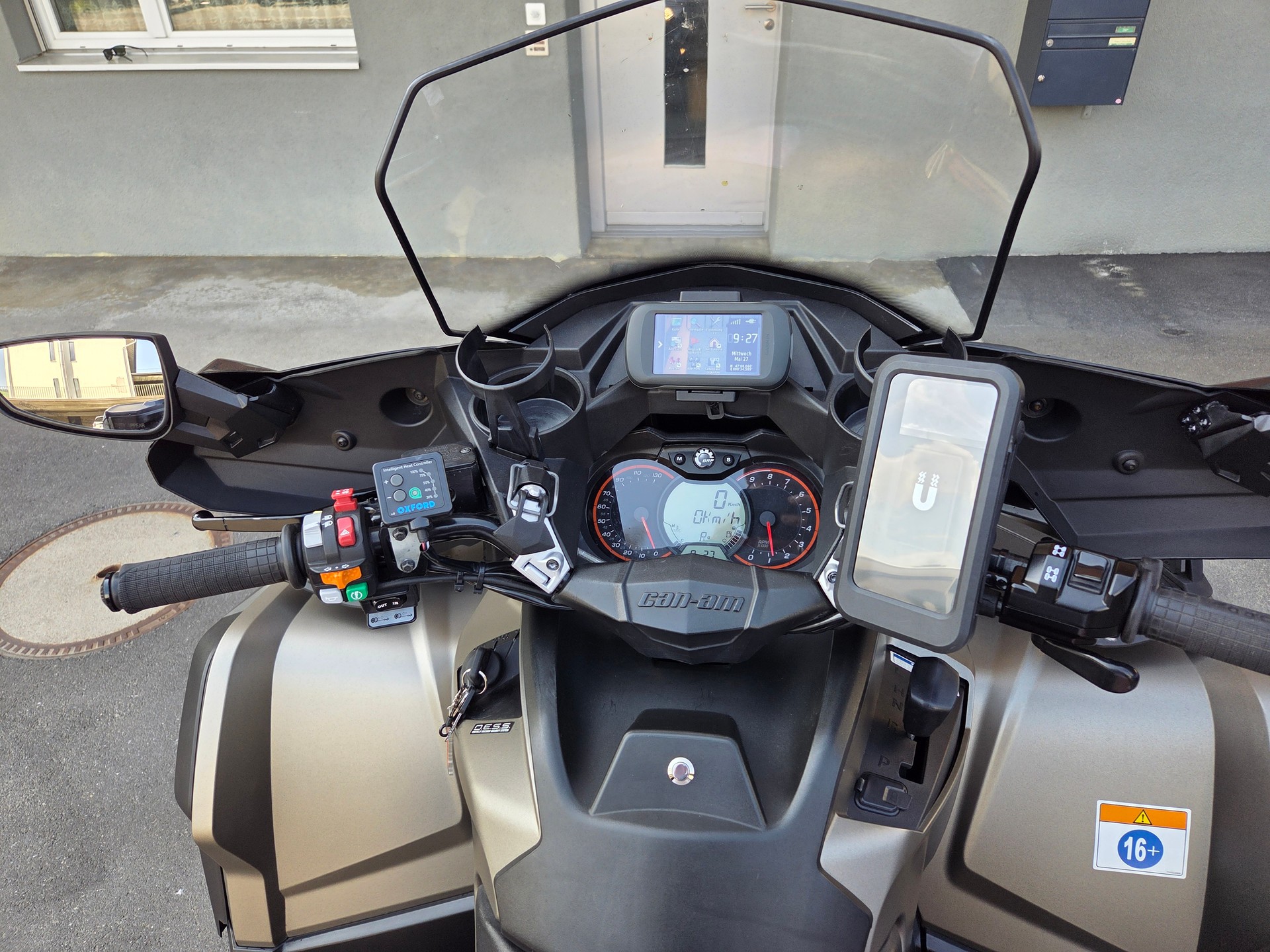CAN-AM Outlander Max 1000 LTD Limit Edition-image-10