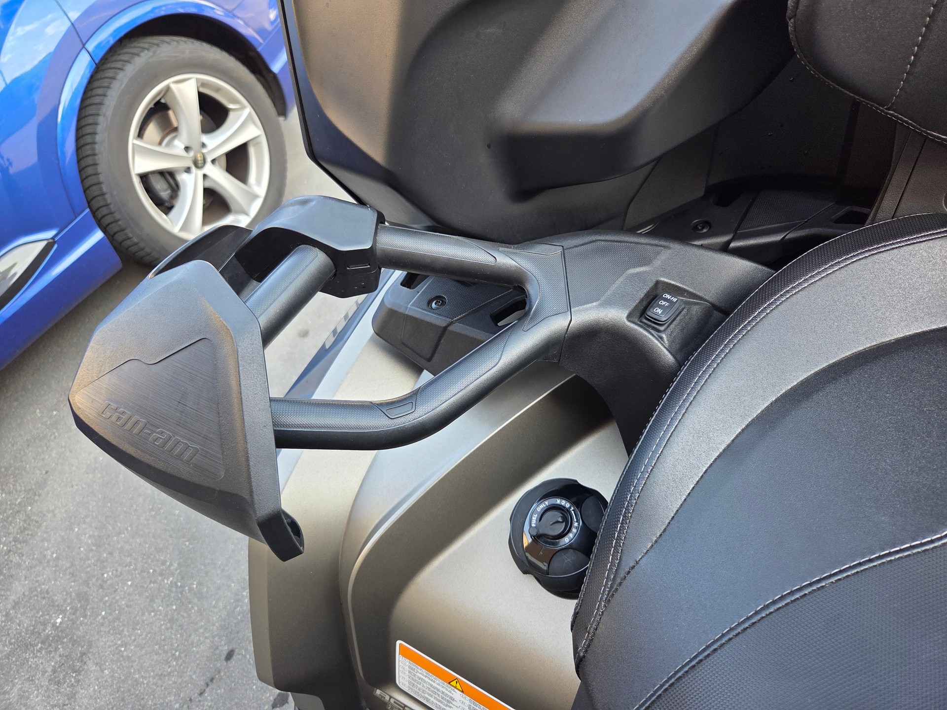 CAN-AM Outlander Max 1000 LTD Limit Edition-image-7