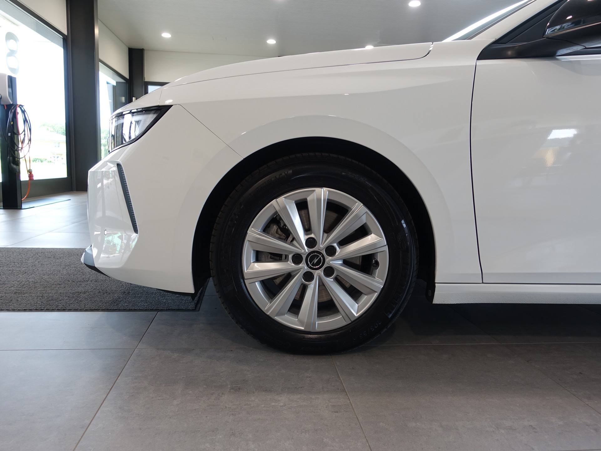 OPEL Astra 1.2i MHEV Edition Automat-image-18