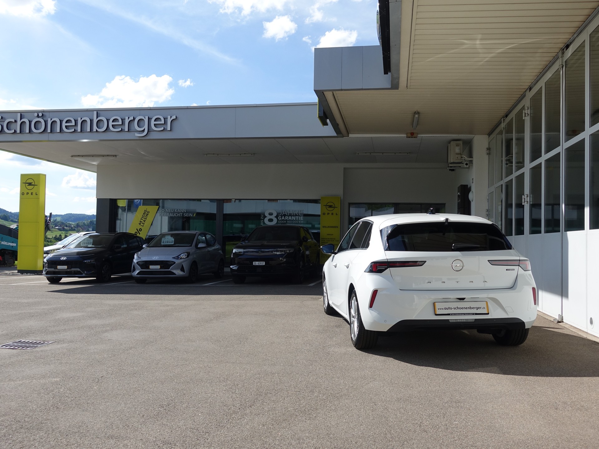 OPEL Astra 1.2i MHEV Edition Automat-image-4