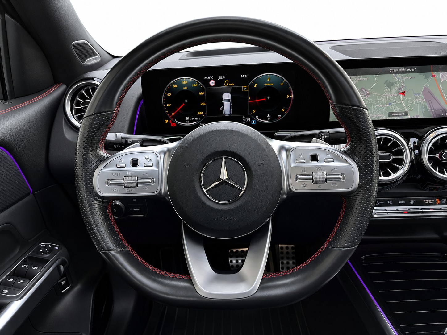MERCEDES-BENZ GLB 220 d AMG Line 4matic CH FAHRZEUG-image-18