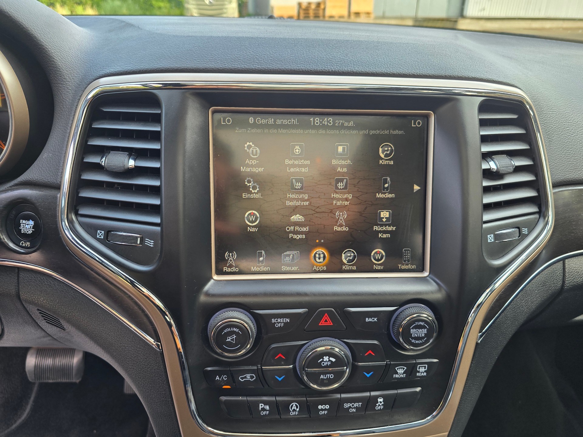 JEEP Grand Cherokee 3.0 CRD Summit Automatic-image-26