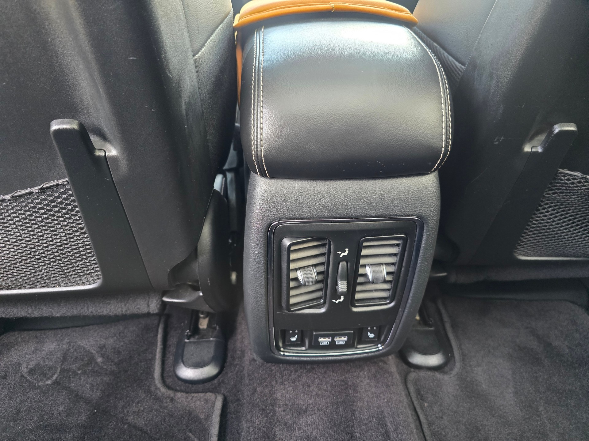 JEEP Grand Cherokee 3.0 CRD Summit Automatic-image-19
