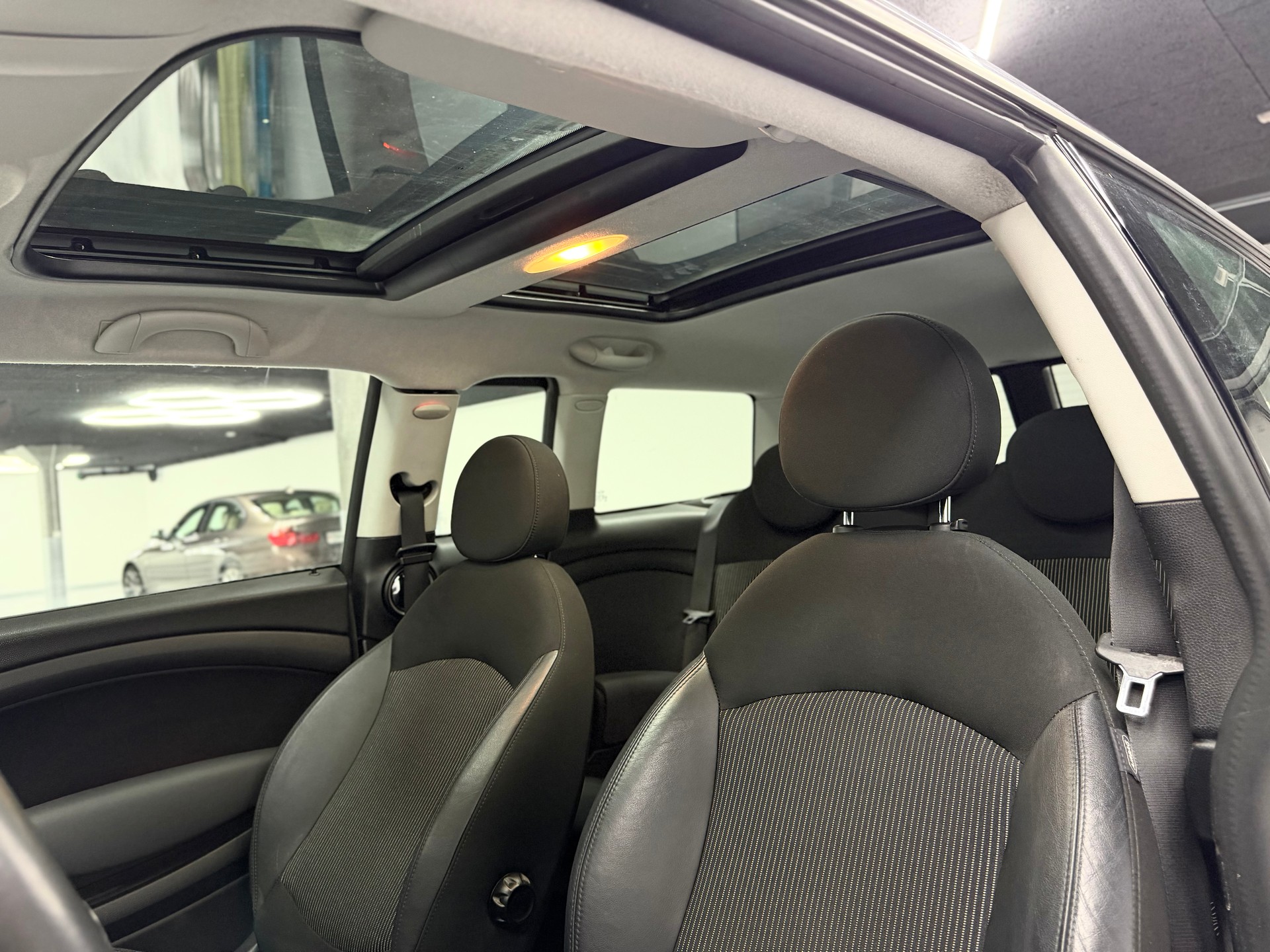 MINI Clubman Cooper Steptronic-image-13