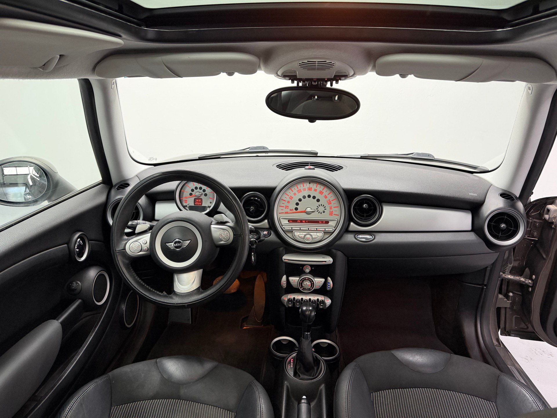MINI Clubman Cooper Steptronic-image-10