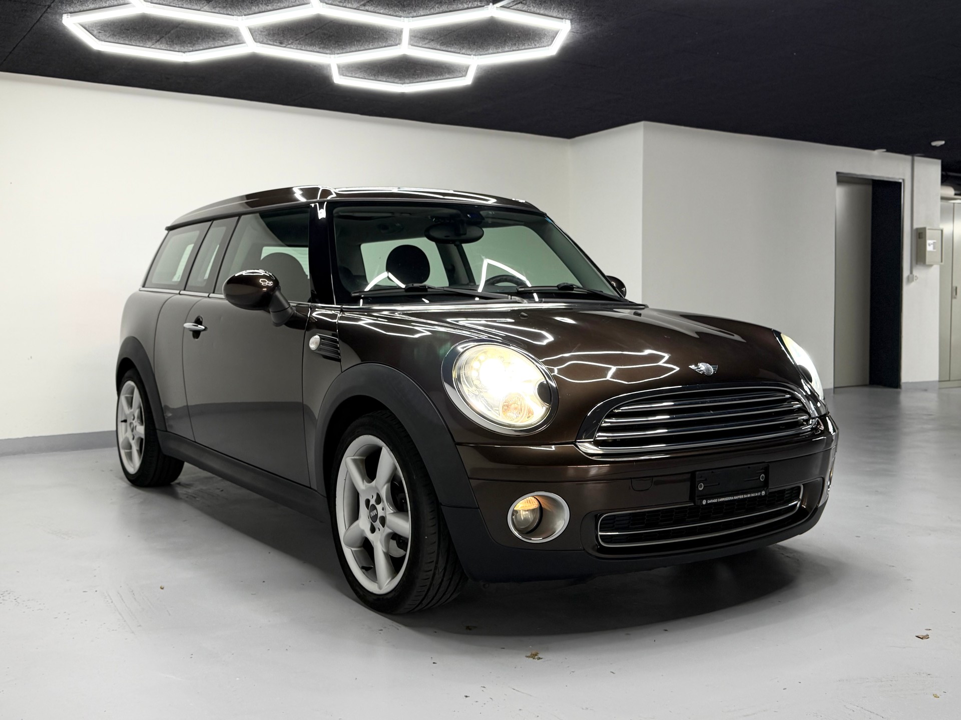 MINI Clubman Cooper Steptronic-showroom-element-2