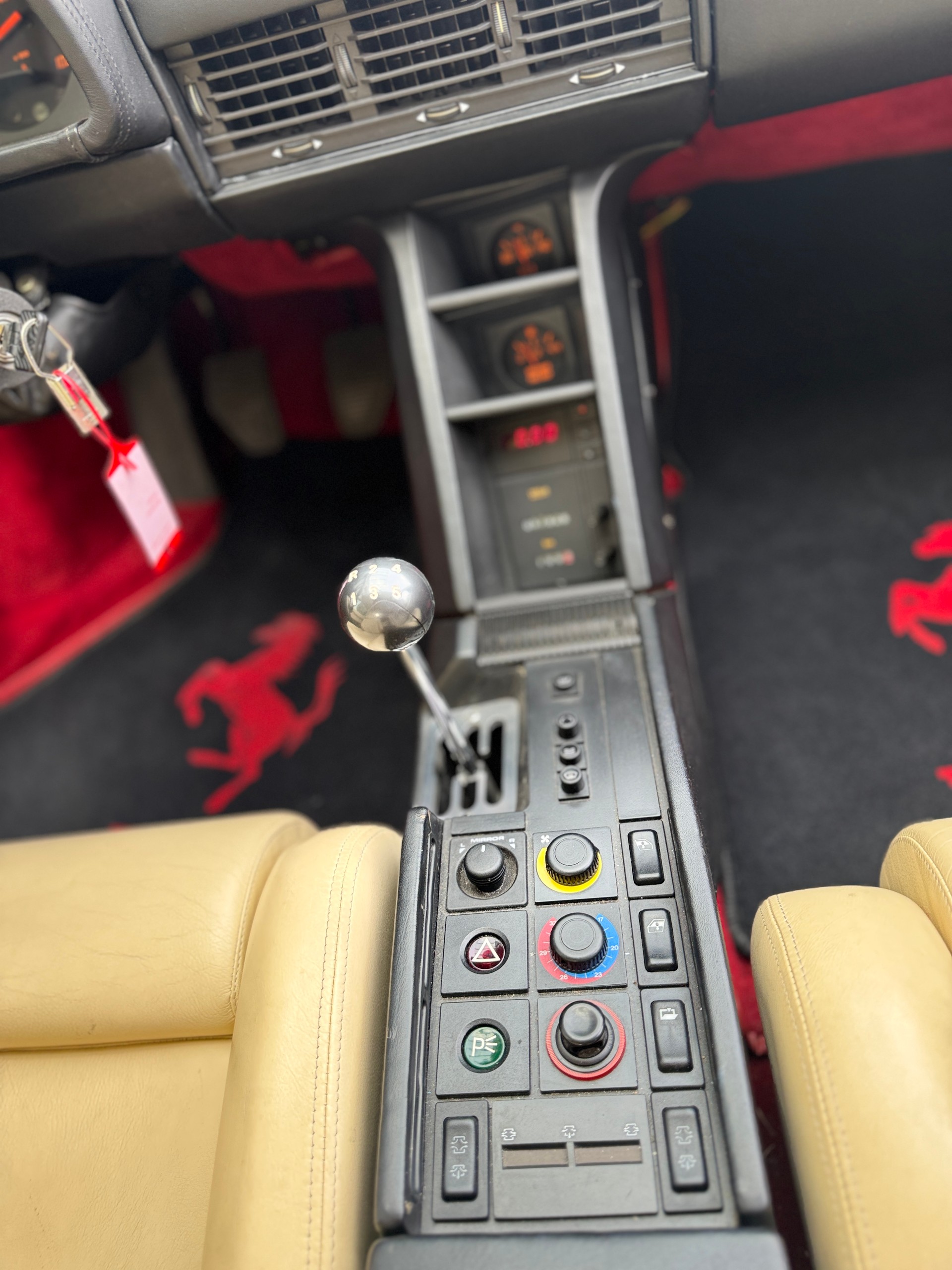 FERRARI Testarossa-image-10
