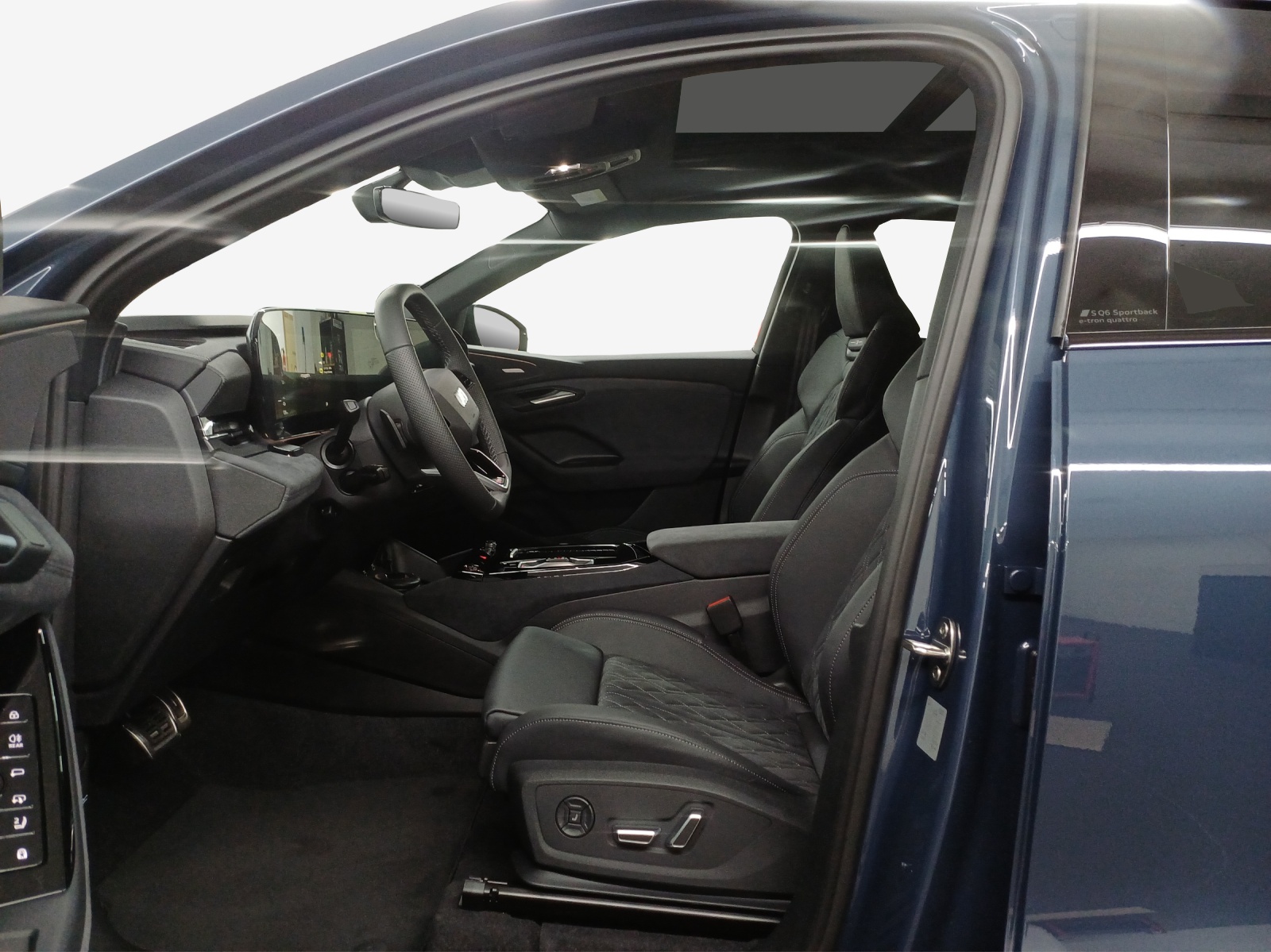 AUDI SQ6 Sportback e-tron quattro-image-7