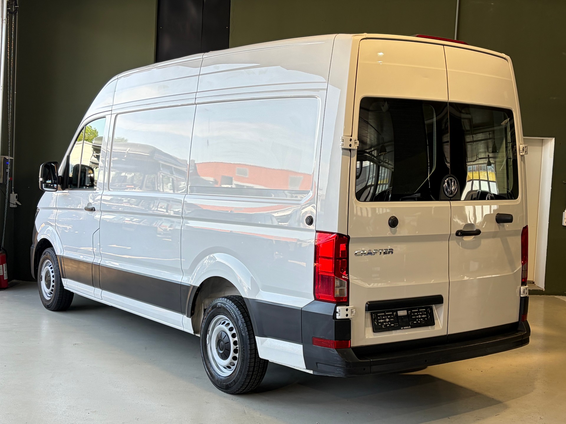 VW Crafter 35 2.0 TDI L3 ***CH-Fahrzeug***-showroom-element-2