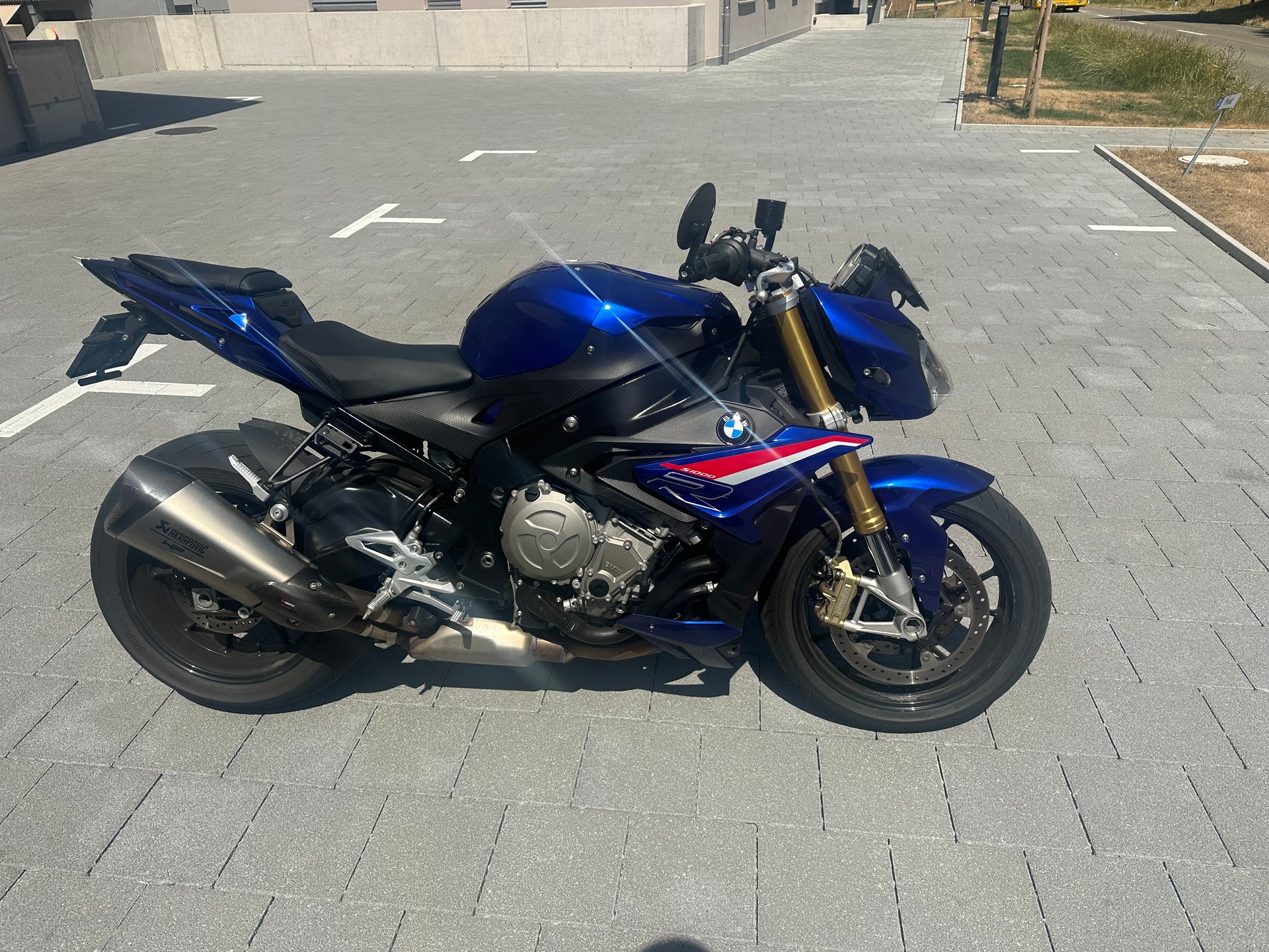 BMW S 1000 R ABS-image-1