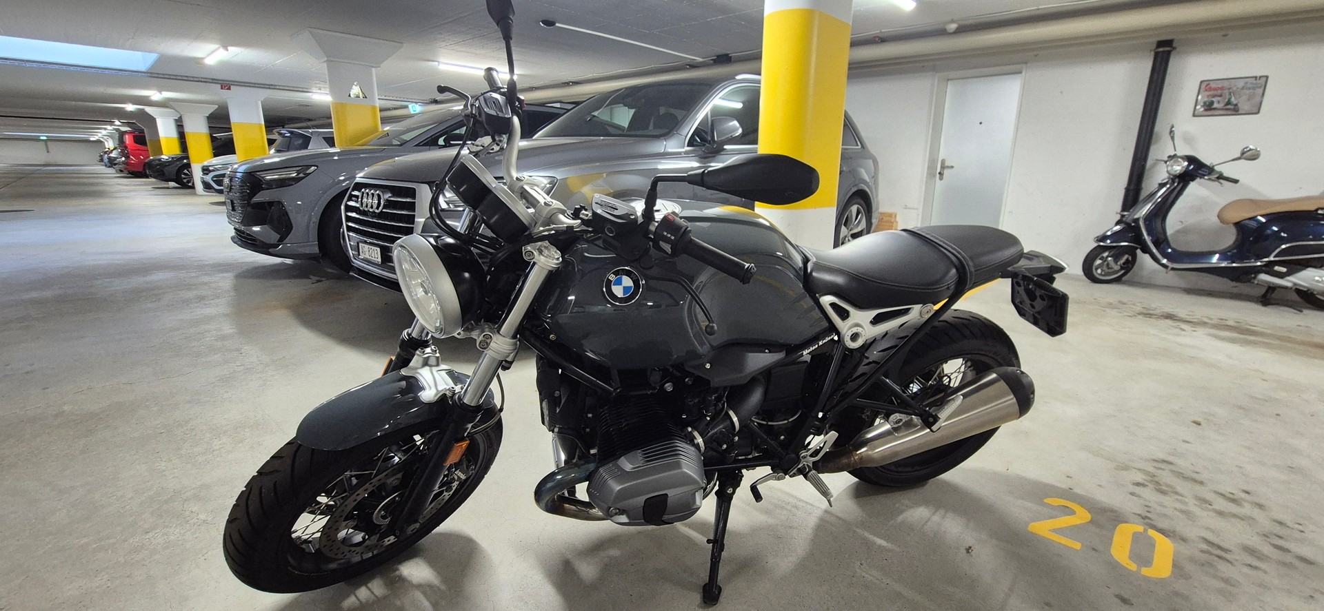 BMW R nineT Pure ABS-image-3