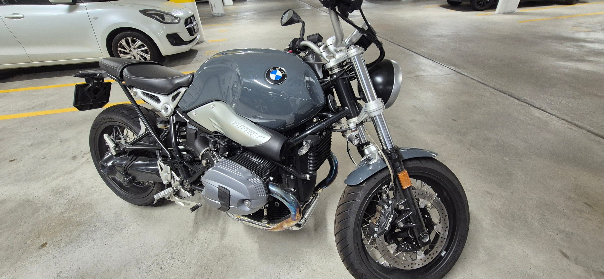 BMW R nineT Pure ABS-image-4