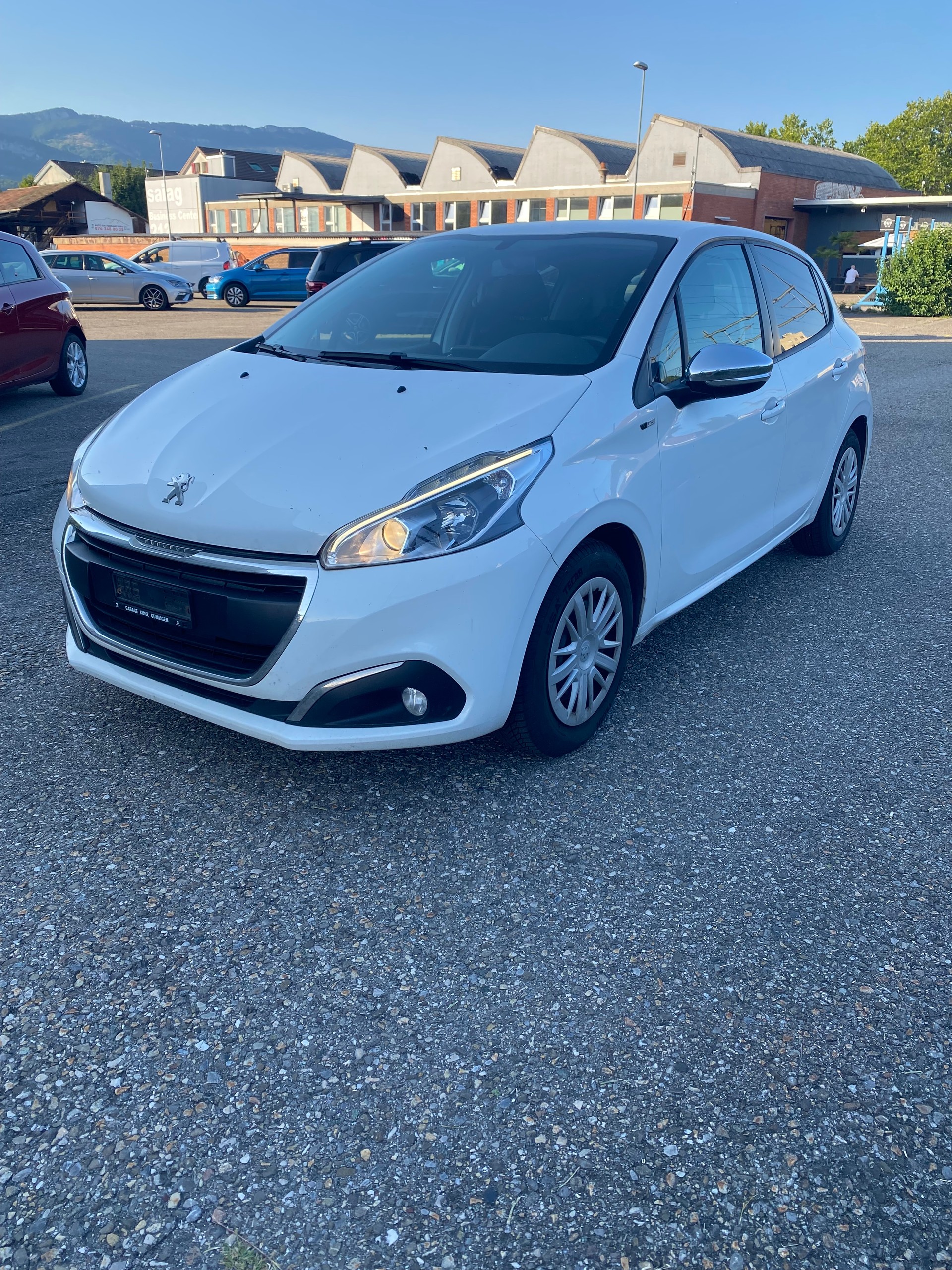 PEUGEOT 208 1.2 PureTech Active