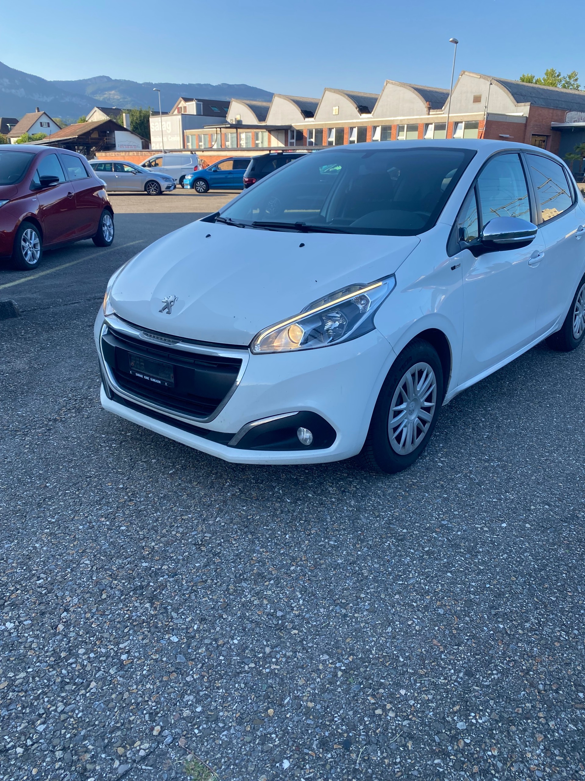 PEUGEOT 208 1.2 PureTech Active-image-4