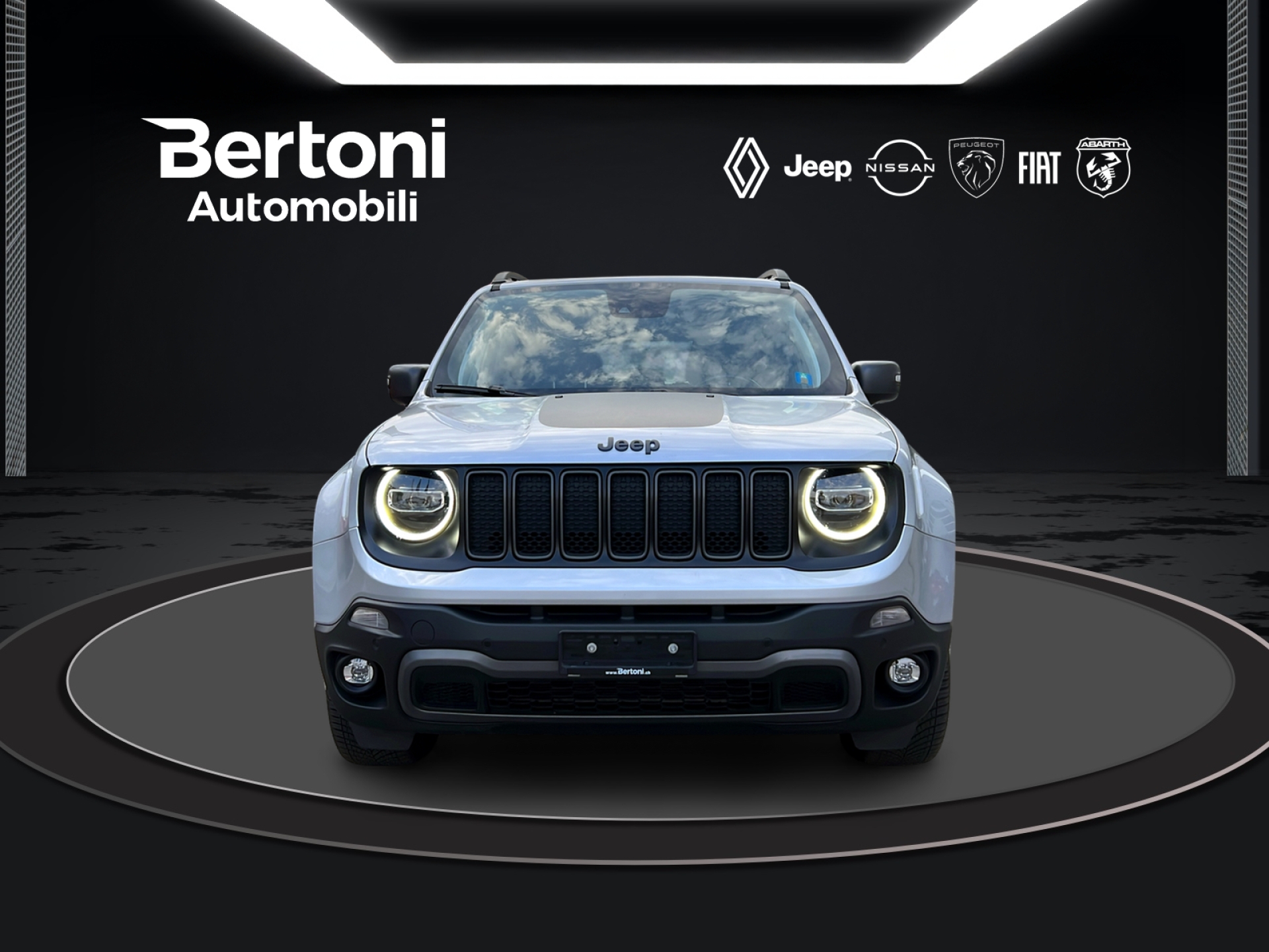 JEEP Renegade 1.3 PHEV Trailhawk AWD-showroom-element-1