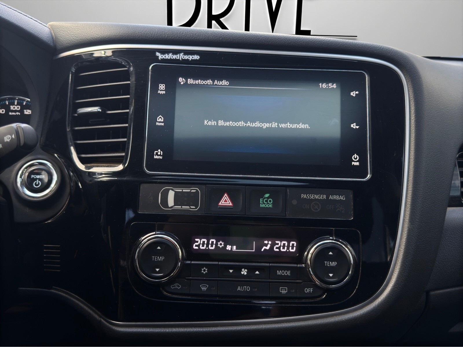 MITSUBISHI Outlander 2.0 PHEV Diamond 4WD Automatic-image-18