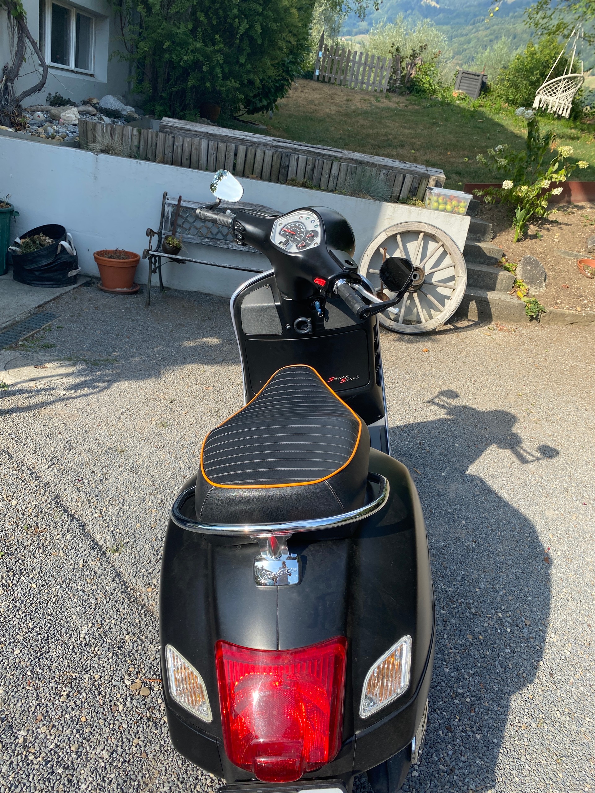 PIAGGIO Vespa GTS Super 125 i.e.-image-3