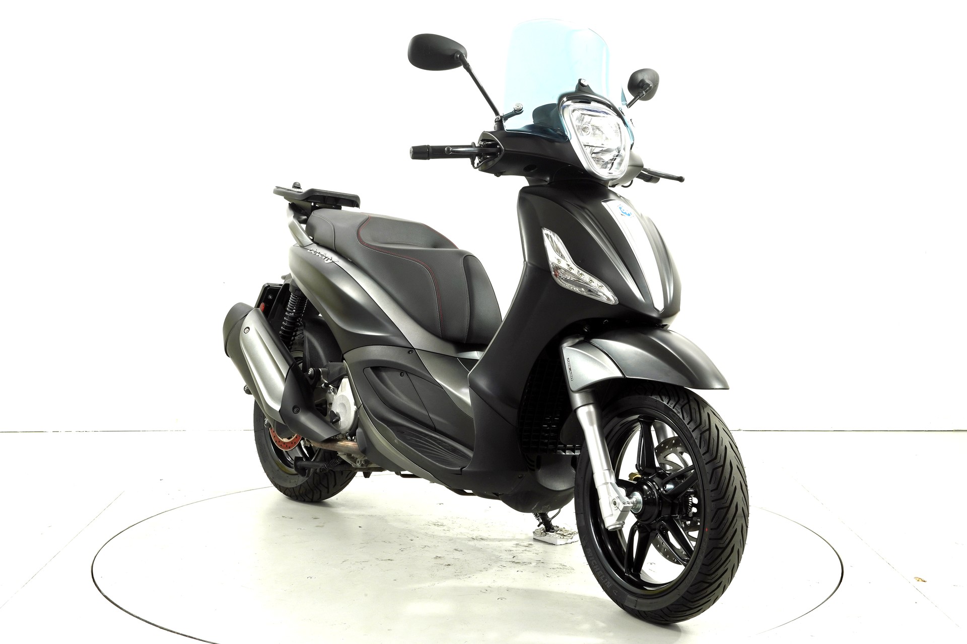 PIAGGIO Beverly 350 i.e ABS-image-1