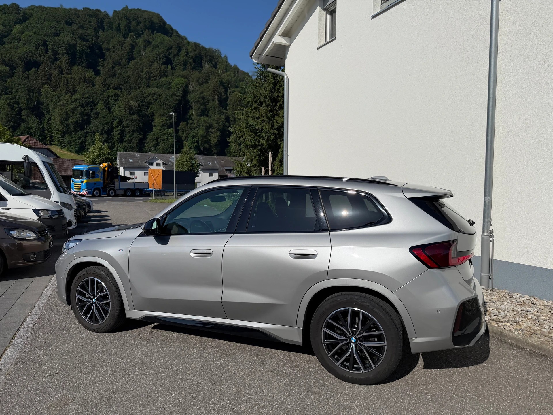 BMW X1 xDrive 20d 48V M Sport-image-12