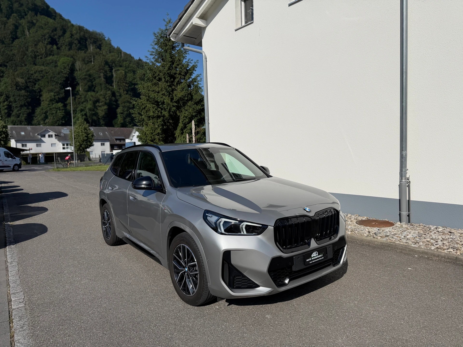 BMW X1 xDrive 20d 48V M Sport-showroom-element-1