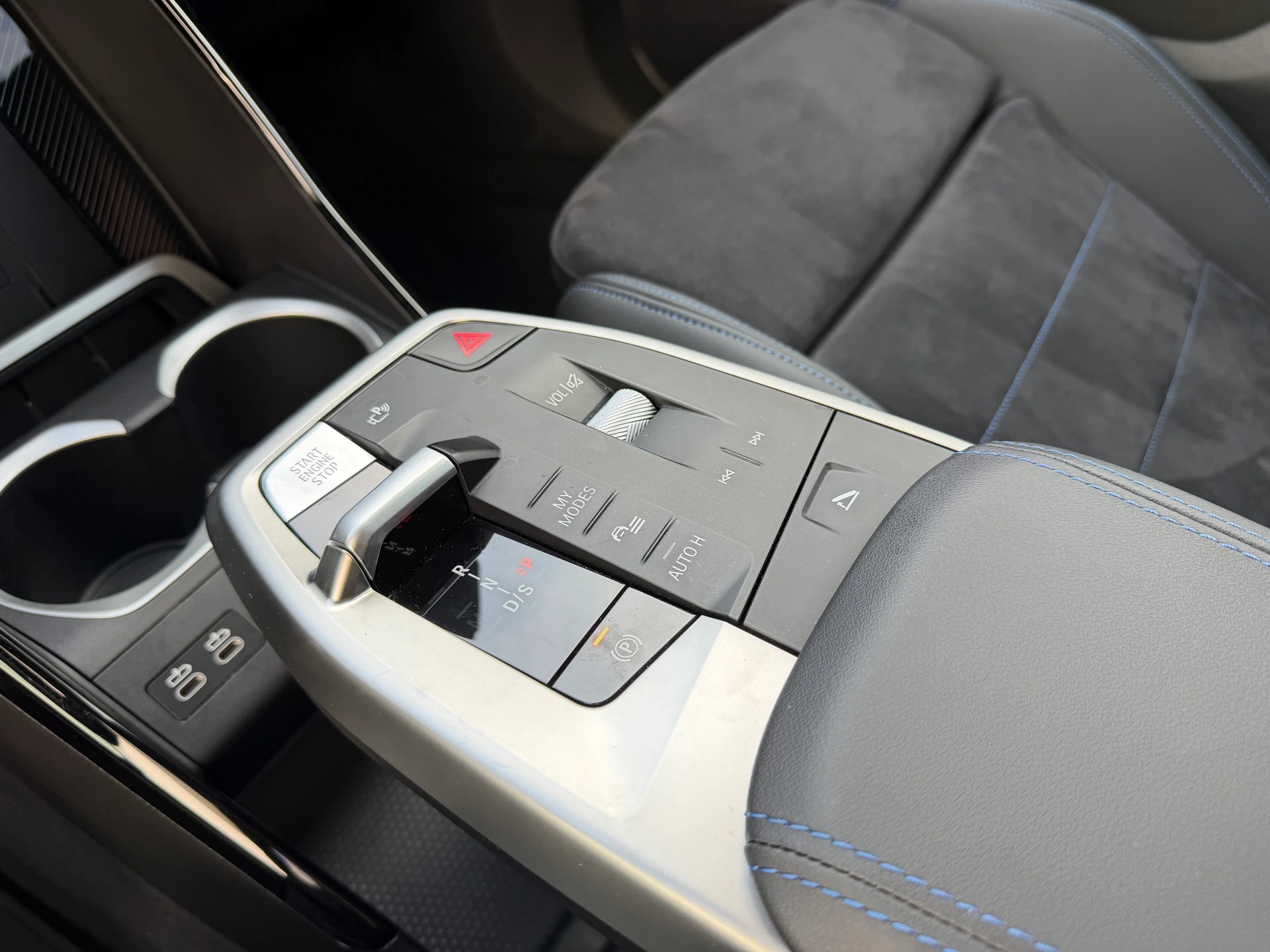 BMW X1 xDrive 20d 48V M Sport-image-26