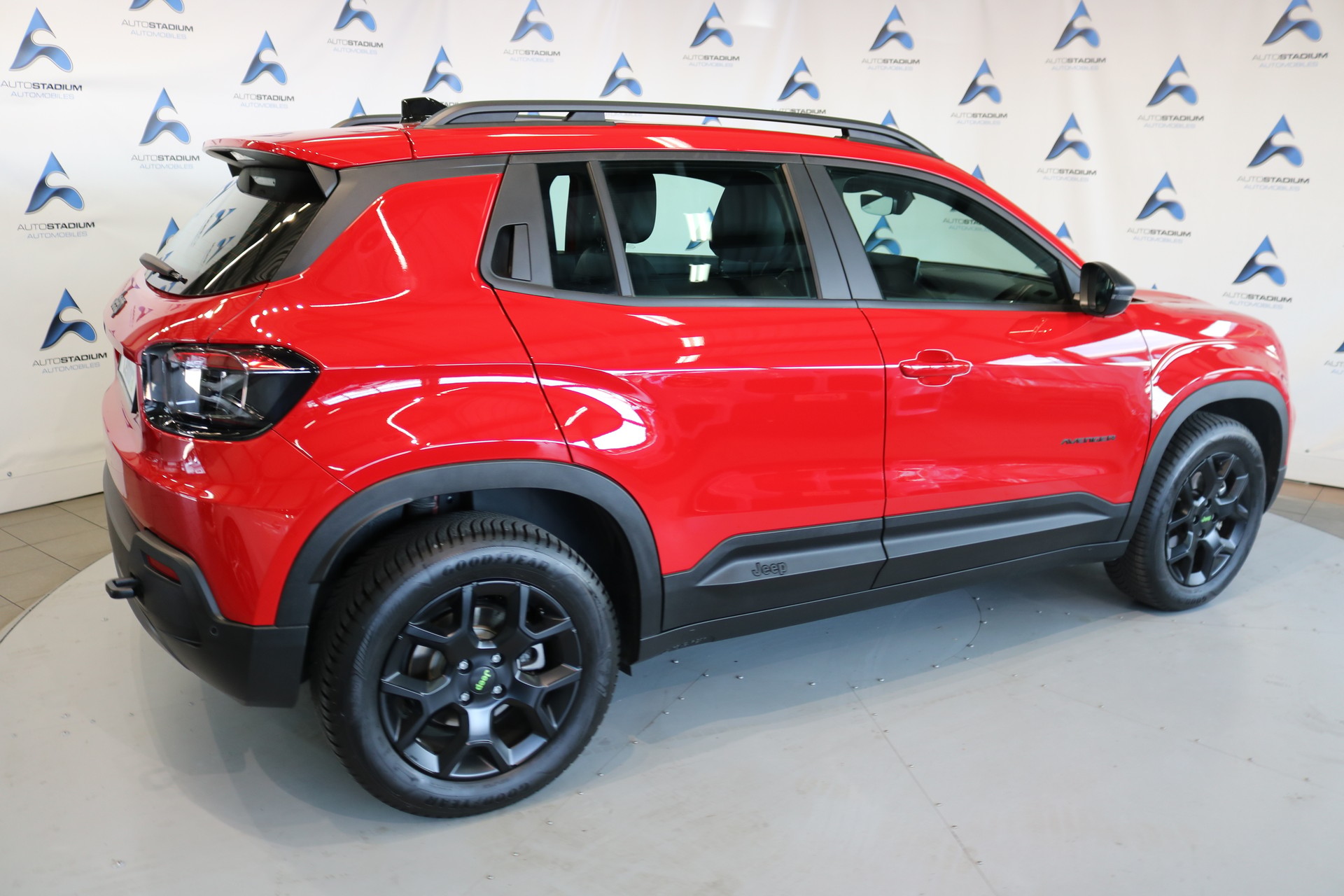JEEP Avenger 1.2 Turbo MHEV Upland Plus 4xe-image-17