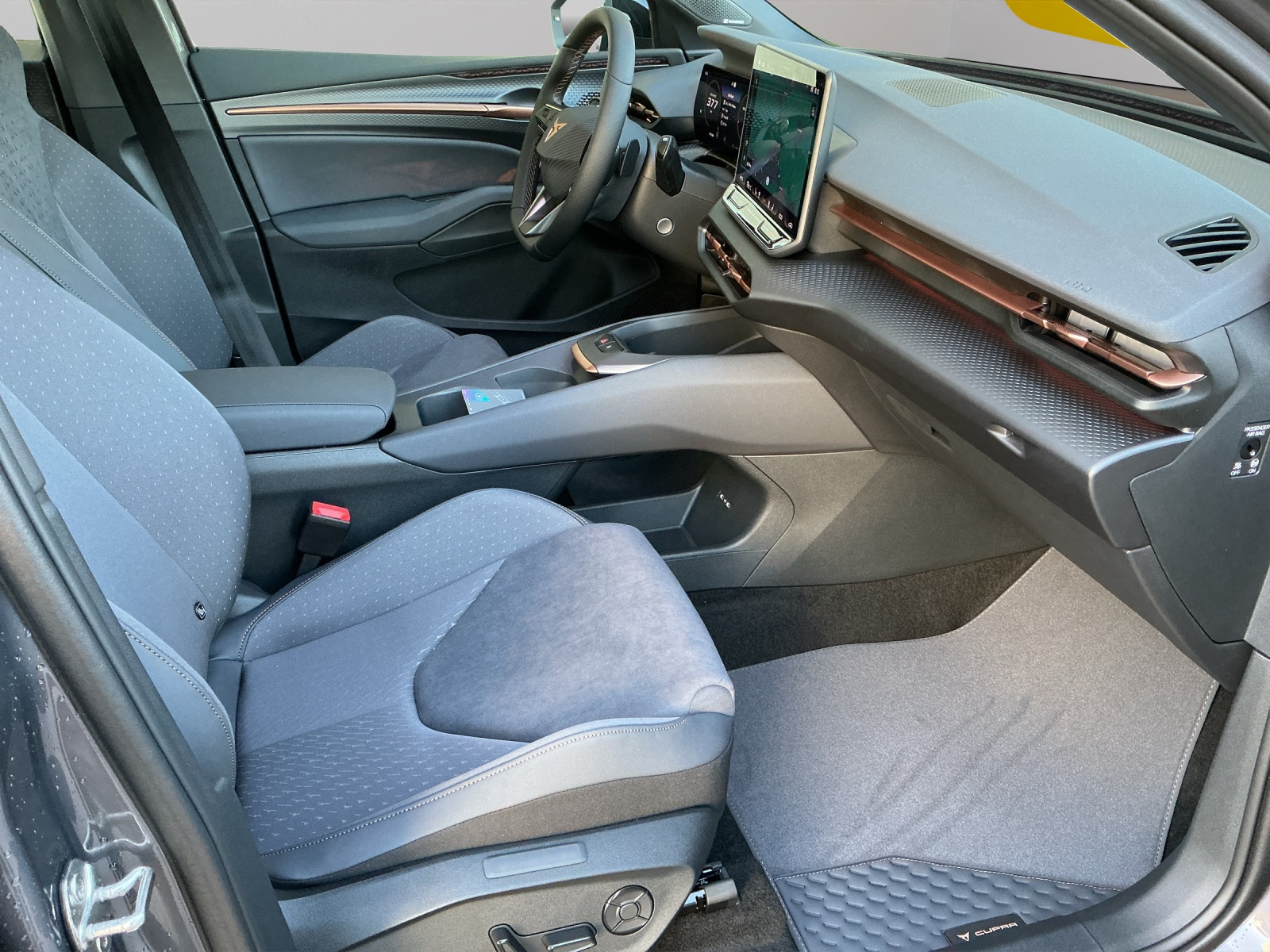 CUPRA Raval 52 kWh Dynamic+ Launch Edition-image-10