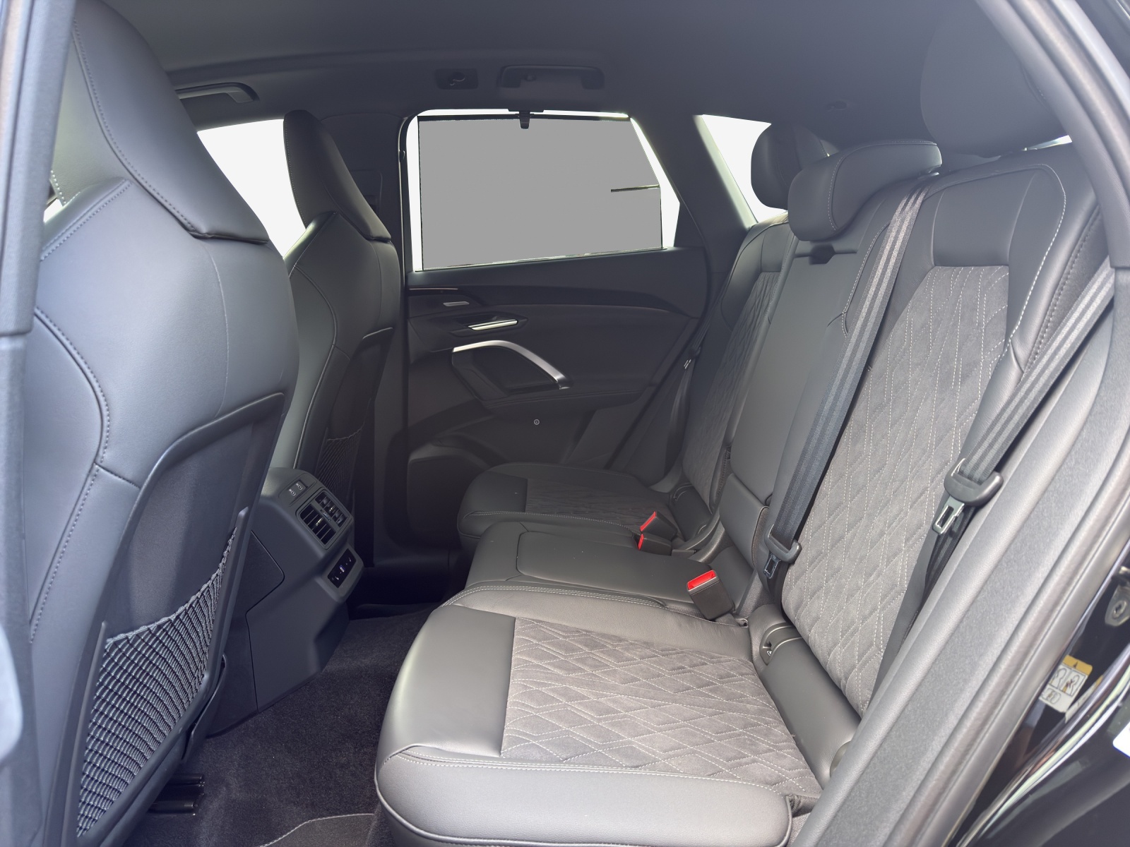 AUDI Q5 TDI quattro 150 kW S-tronic-image-11